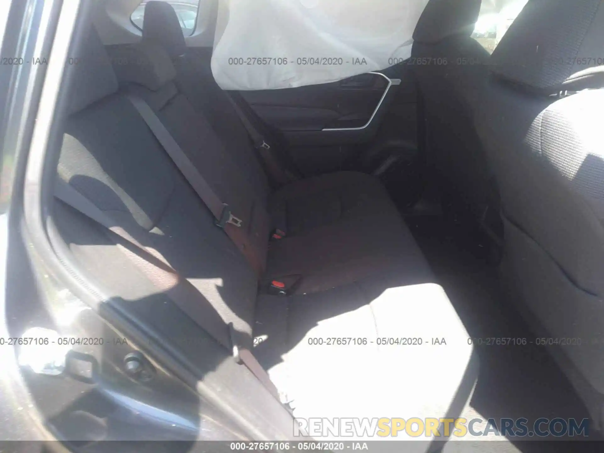 8 Фотография поврежденного автомобиля JTMH1RFV9KJ008778 TOYOTA RAV4 2019