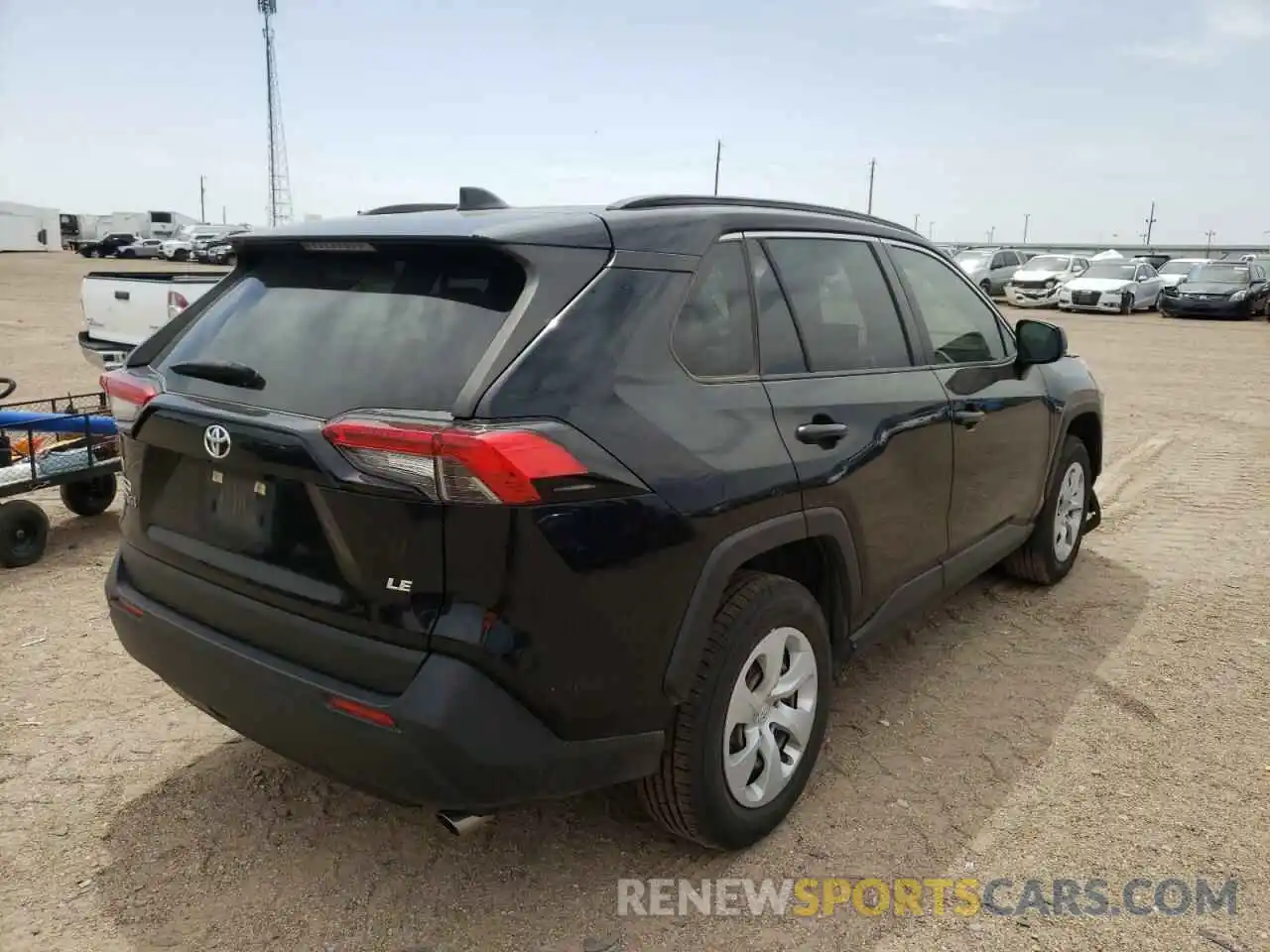 4 Photograph of a damaged car JTMH1RFV9KJ011826 TOYOTA RAV4 2019