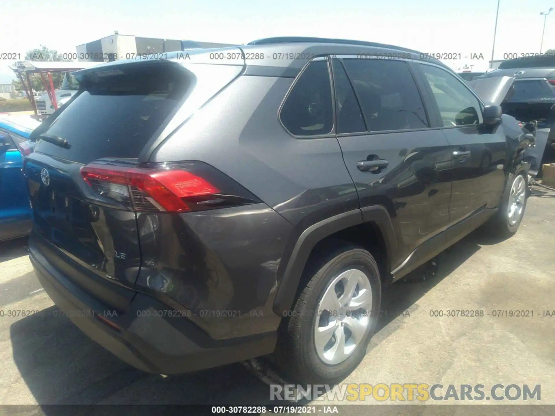 4 Photograph of a damaged car JTMH1RFV9KJ012975 TOYOTA RAV4 2019