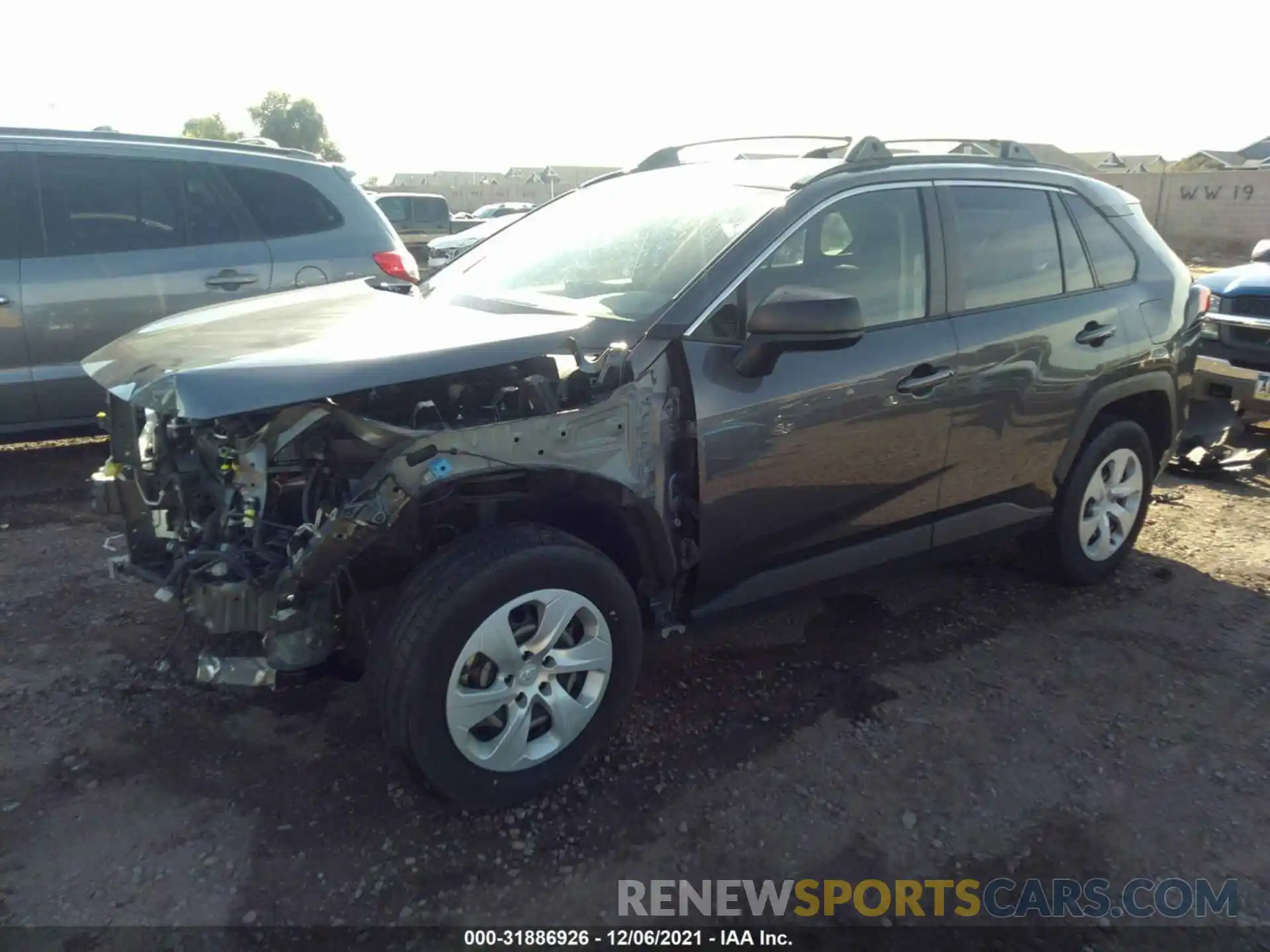 2 Photograph of a damaged car JTMH1RFVXKD015835 TOYOTA RAV4 2019