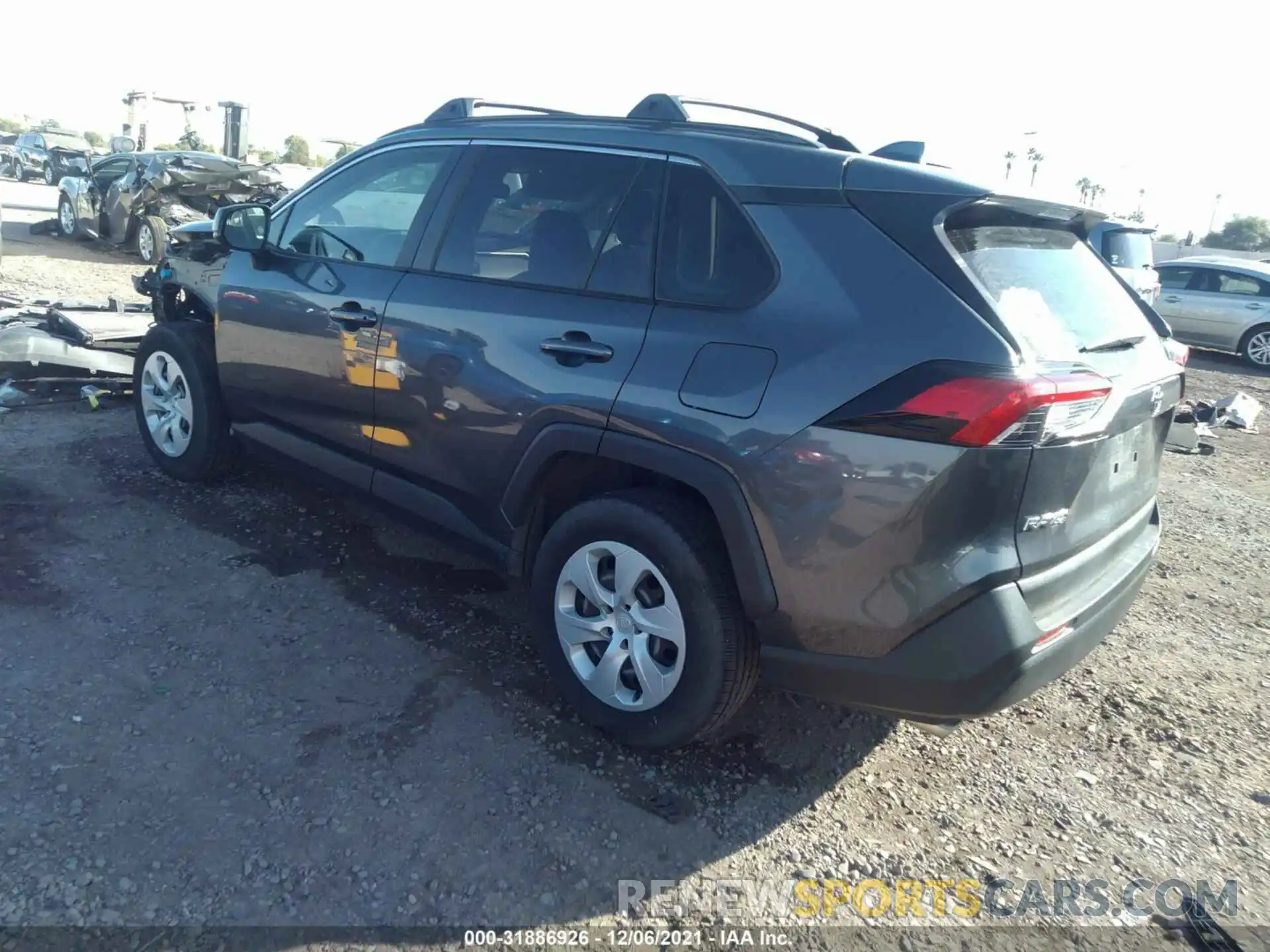 3 Photograph of a damaged car JTMH1RFVXKD015835 TOYOTA RAV4 2019