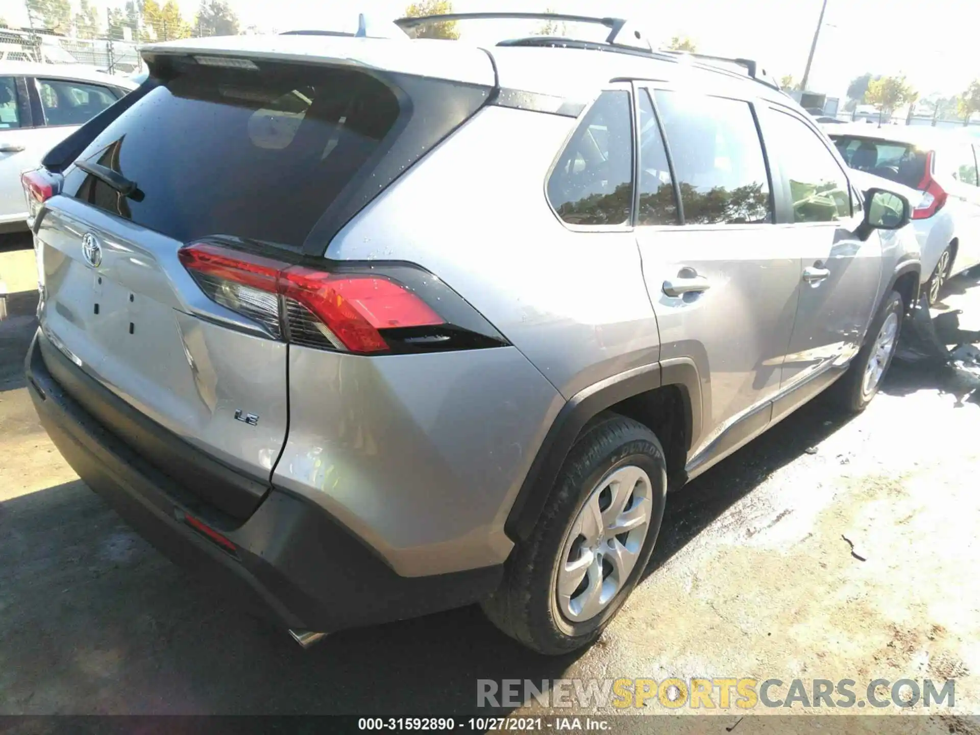 4 Photograph of a damaged car JTMH1RFVXKD019898 TOYOTA RAV4 2019