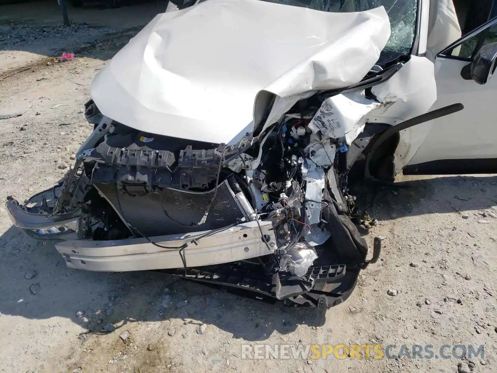 7 Photograph of a damaged car JTMH1RFVXKD021537 TOYOTA RAV4 2019