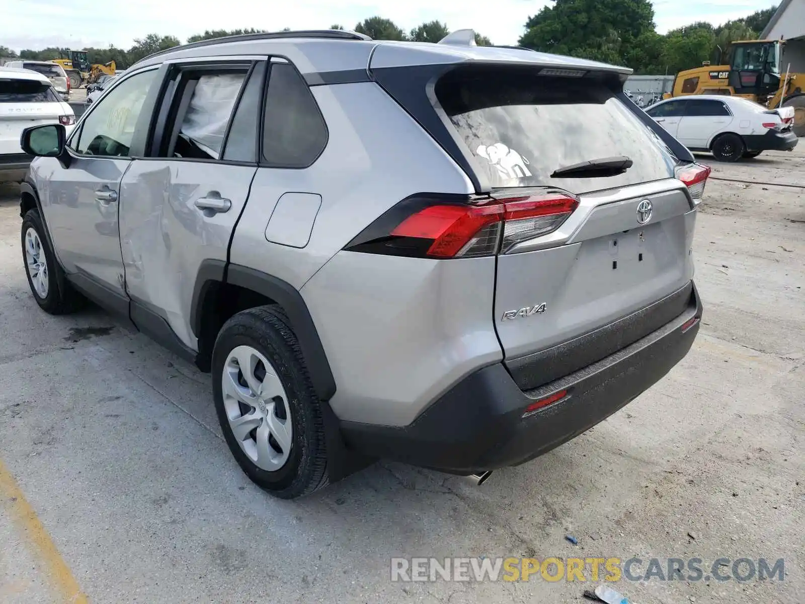 3 Photograph of a damaged car JTMH1RFVXKD032893 TOYOTA RAV4 2019