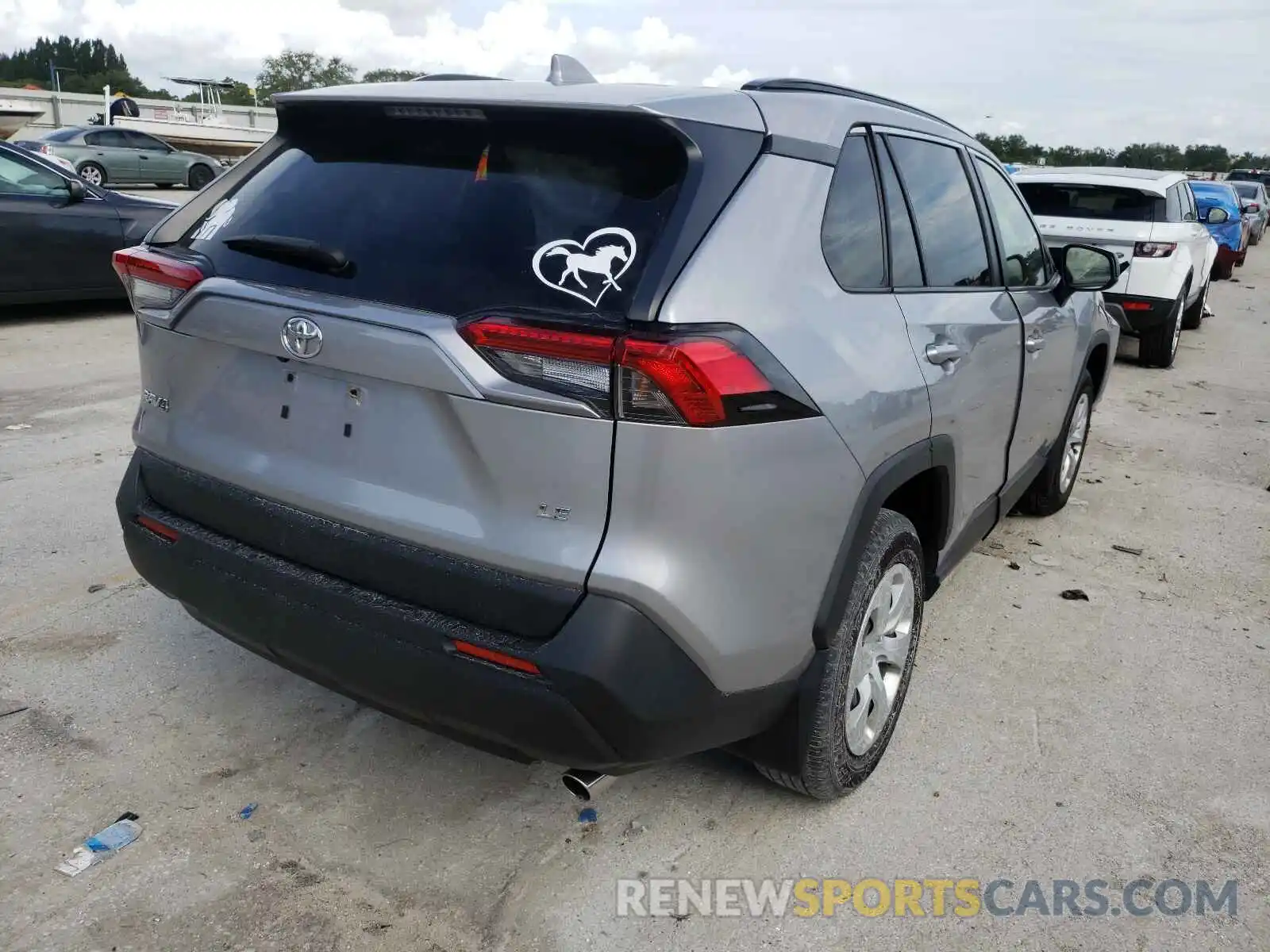 4 Photograph of a damaged car JTMH1RFVXKD032893 TOYOTA RAV4 2019