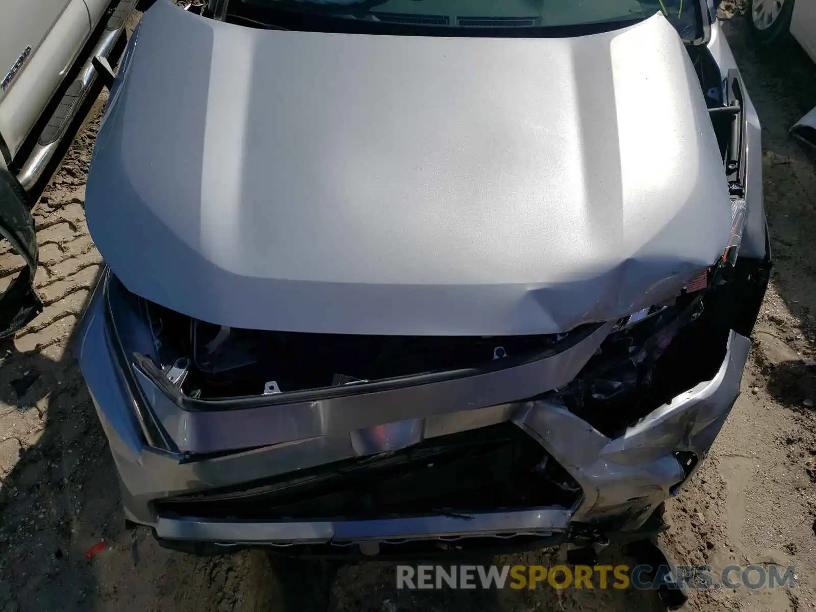 7 Photograph of a damaged car JTMH1RFVXKD032893 TOYOTA RAV4 2019