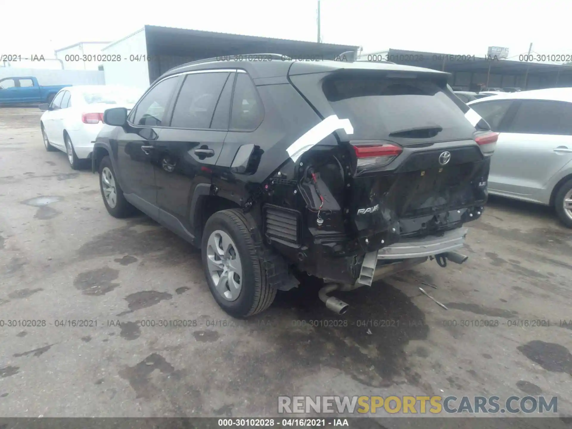 3 Photograph of a damaged car JTMH1RFVXKD033865 TOYOTA RAV4 2019