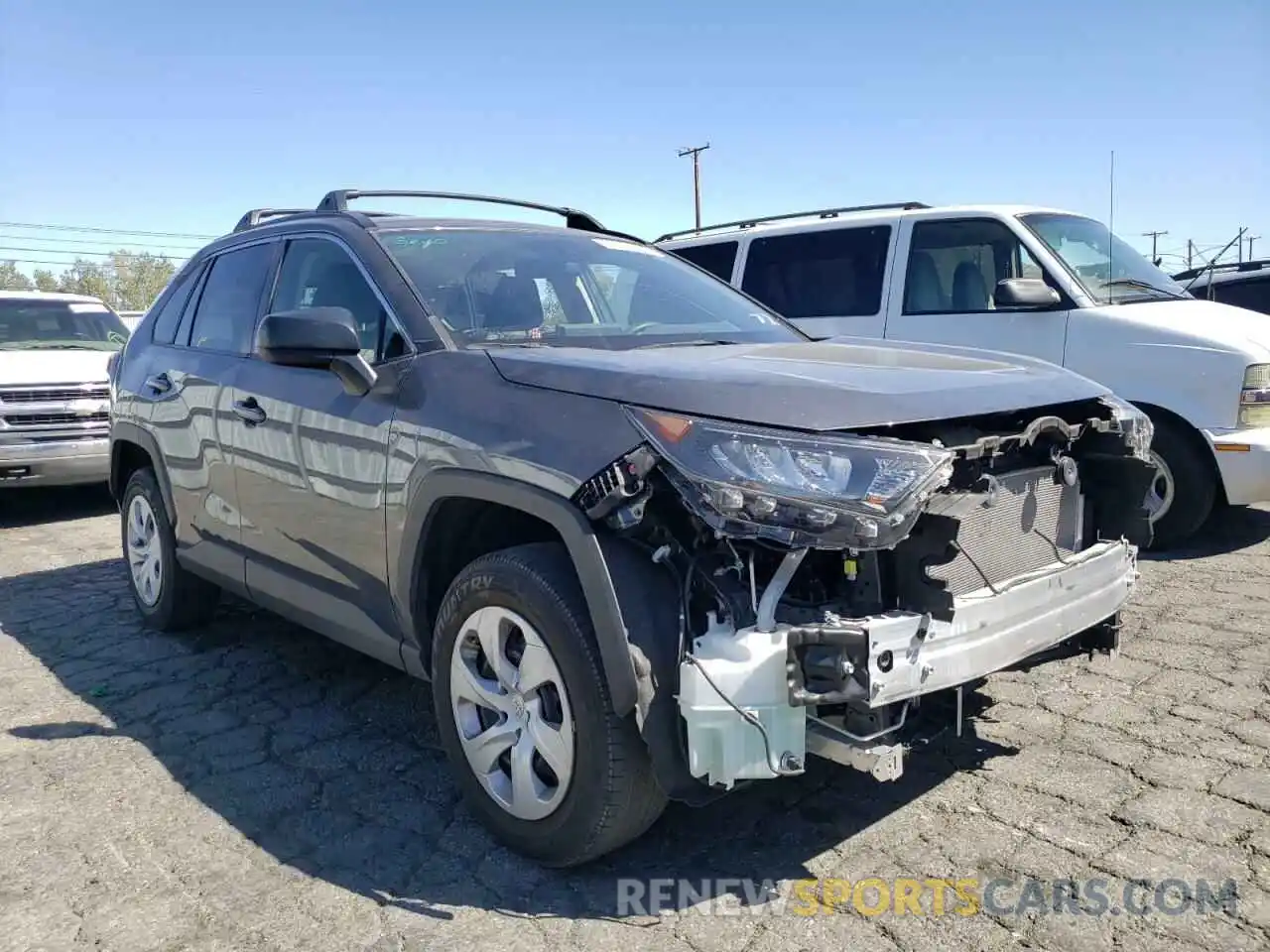 1 Photograph of a damaged car JTMH1RFVXKD039360 TOYOTA RAV4 2019