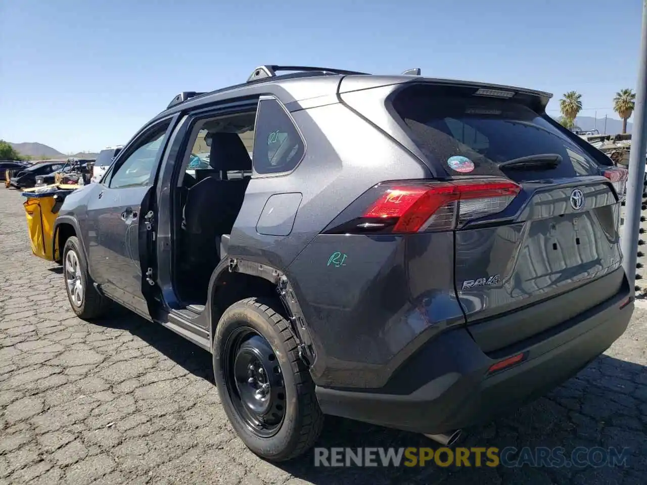 3 Photograph of a damaged car JTMH1RFVXKD039360 TOYOTA RAV4 2019