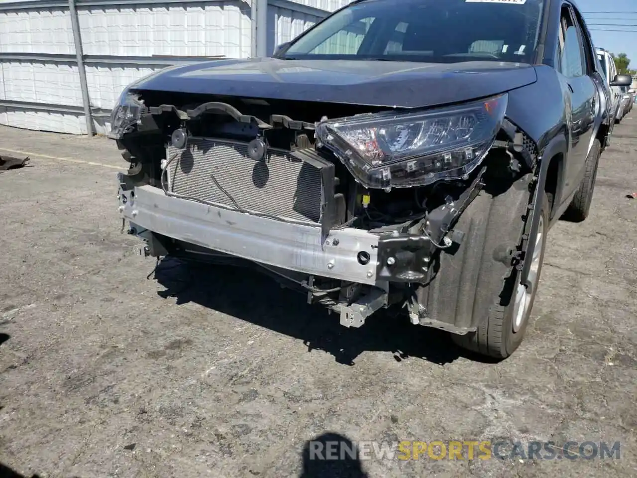 9 Фотография поврежденного автомобиля JTMH1RFVXKD039360 TOYOTA RAV4 2019