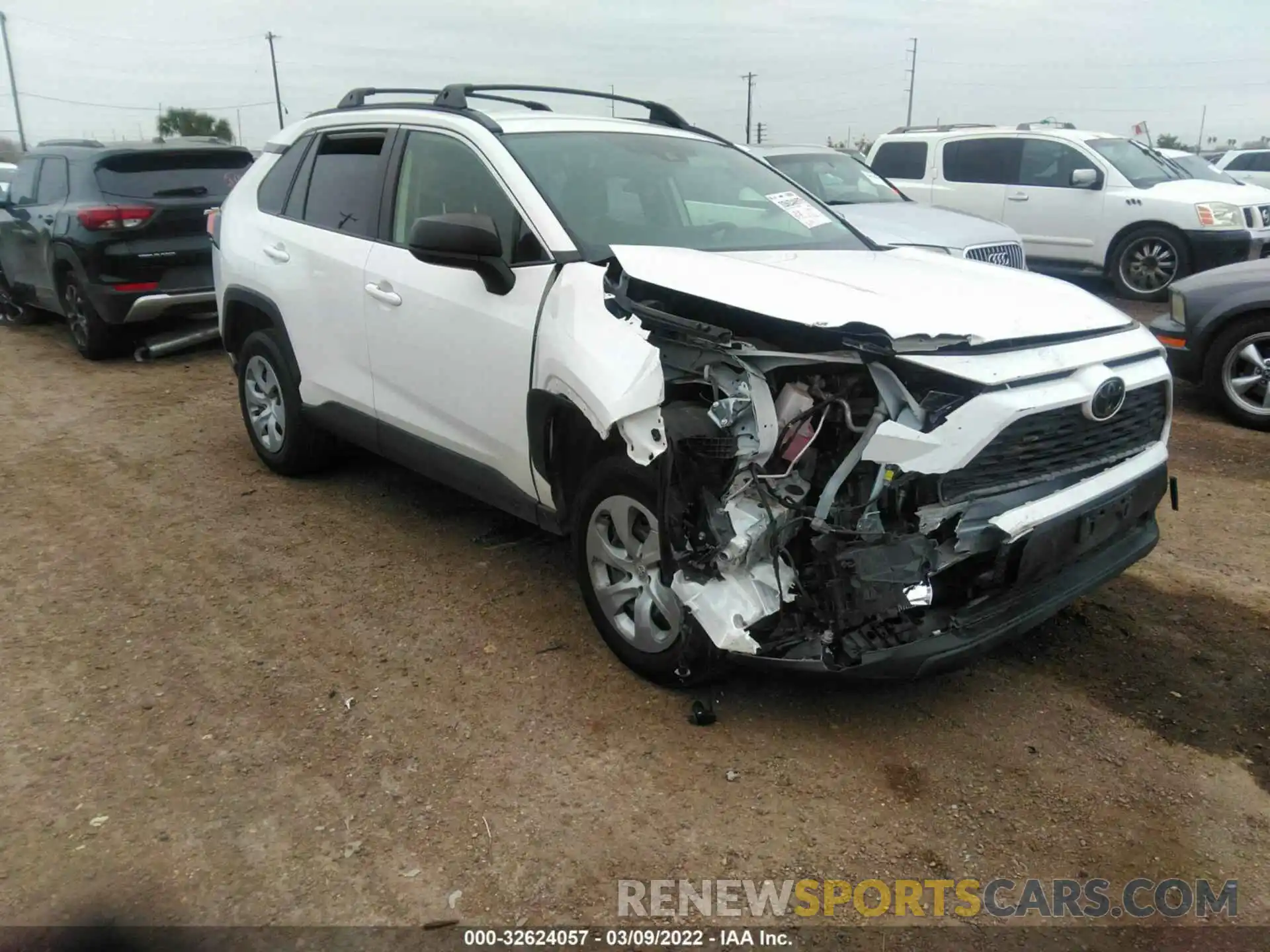 1 Photograph of a damaged car JTMH1RFVXKD507944 TOYOTA RAV4 2019