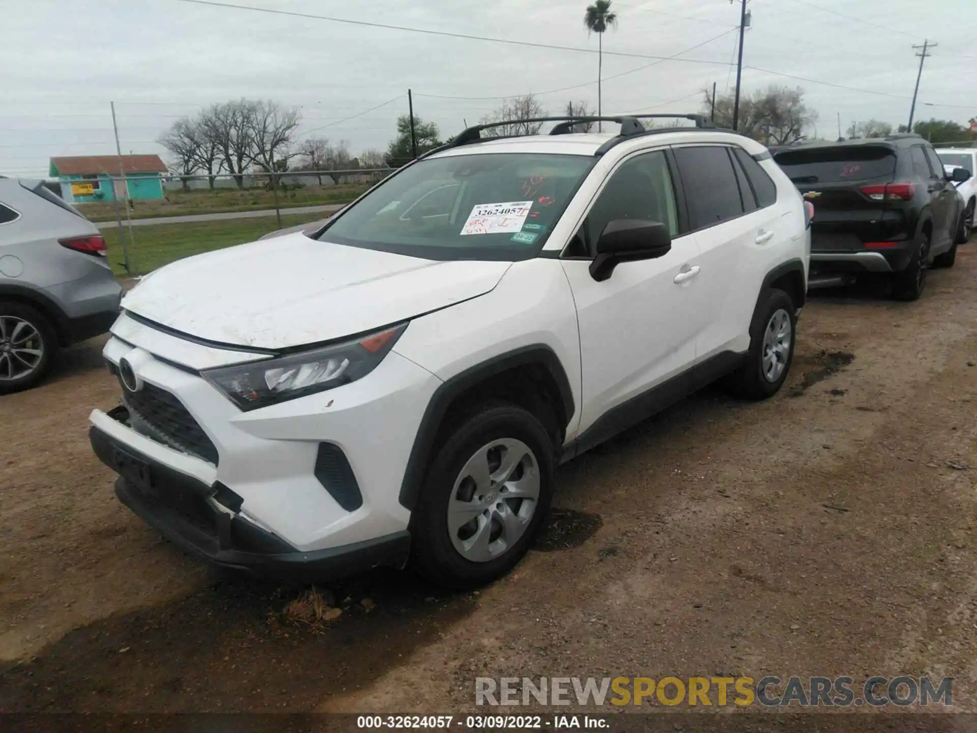 2 Photograph of a damaged car JTMH1RFVXKD507944 TOYOTA RAV4 2019