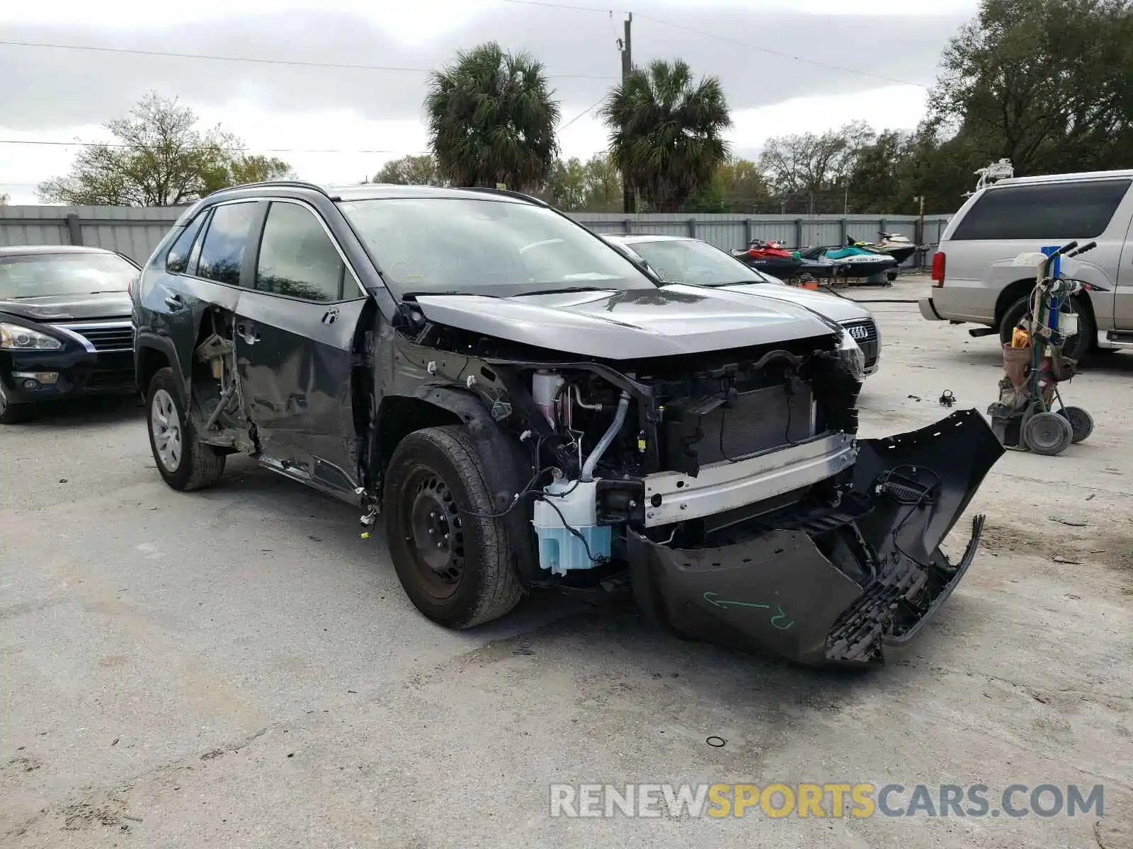 1 Photograph of a damaged car JTMH1RFVXKD513047 TOYOTA RAV4 2019