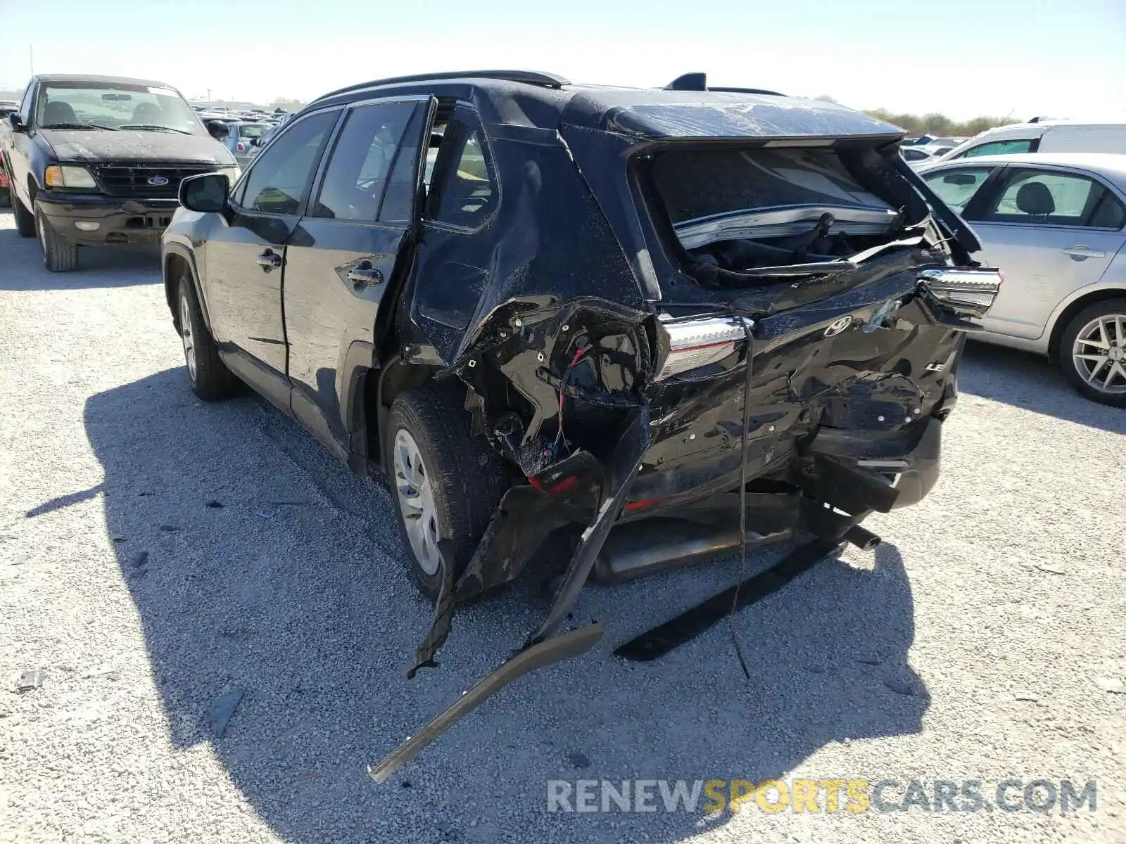 3 Photograph of a damaged car JTMH1RFVXKD516336 TOYOTA RAV4 2019