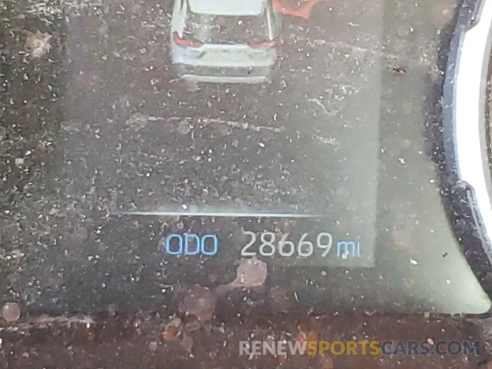 8 Photograph of a damaged car JTMH1RFVXKD516336 TOYOTA RAV4 2019