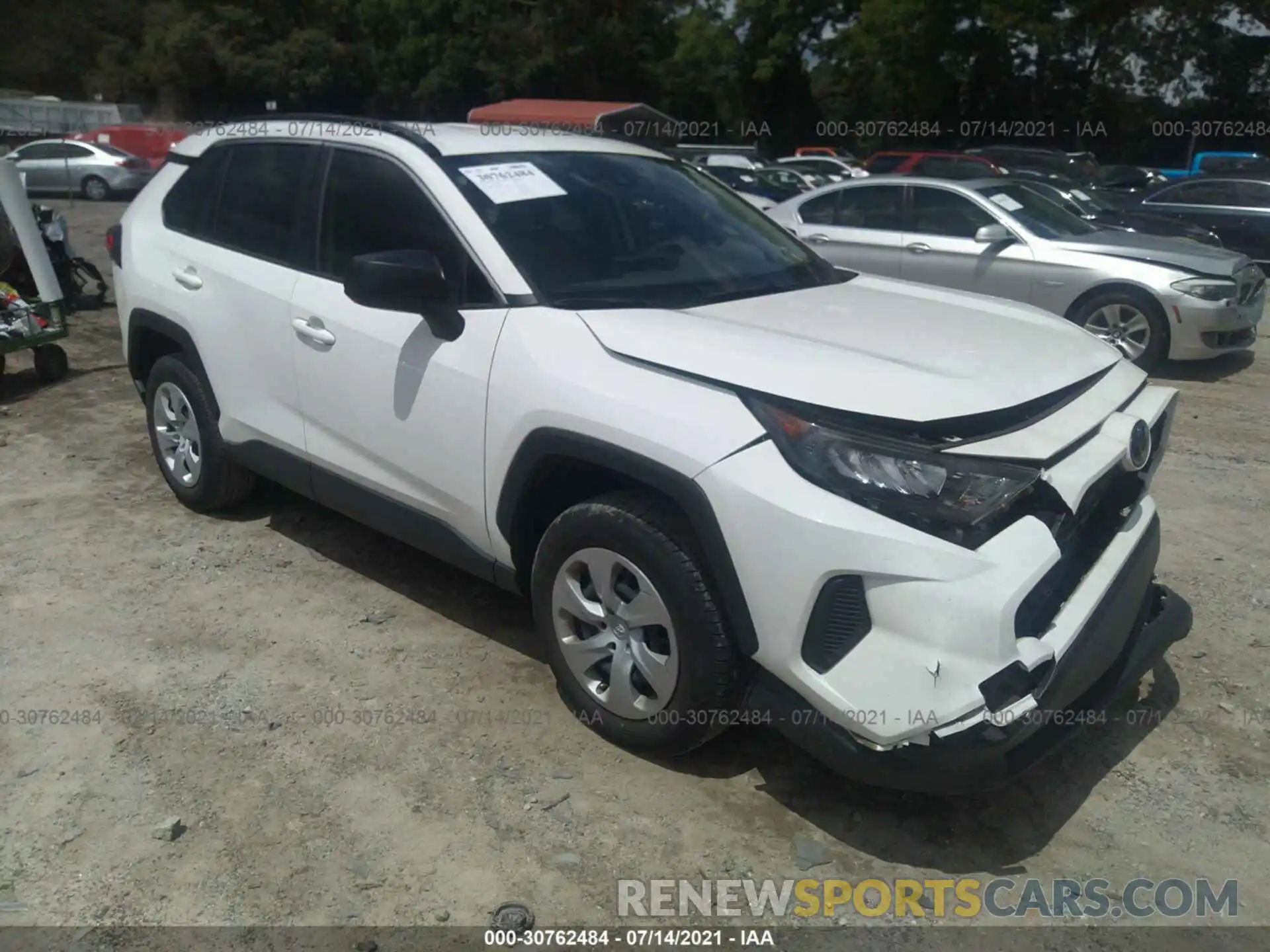 1 Photograph of a damaged car JTMH1RFVXKJ003234 TOYOTA RAV4 2019