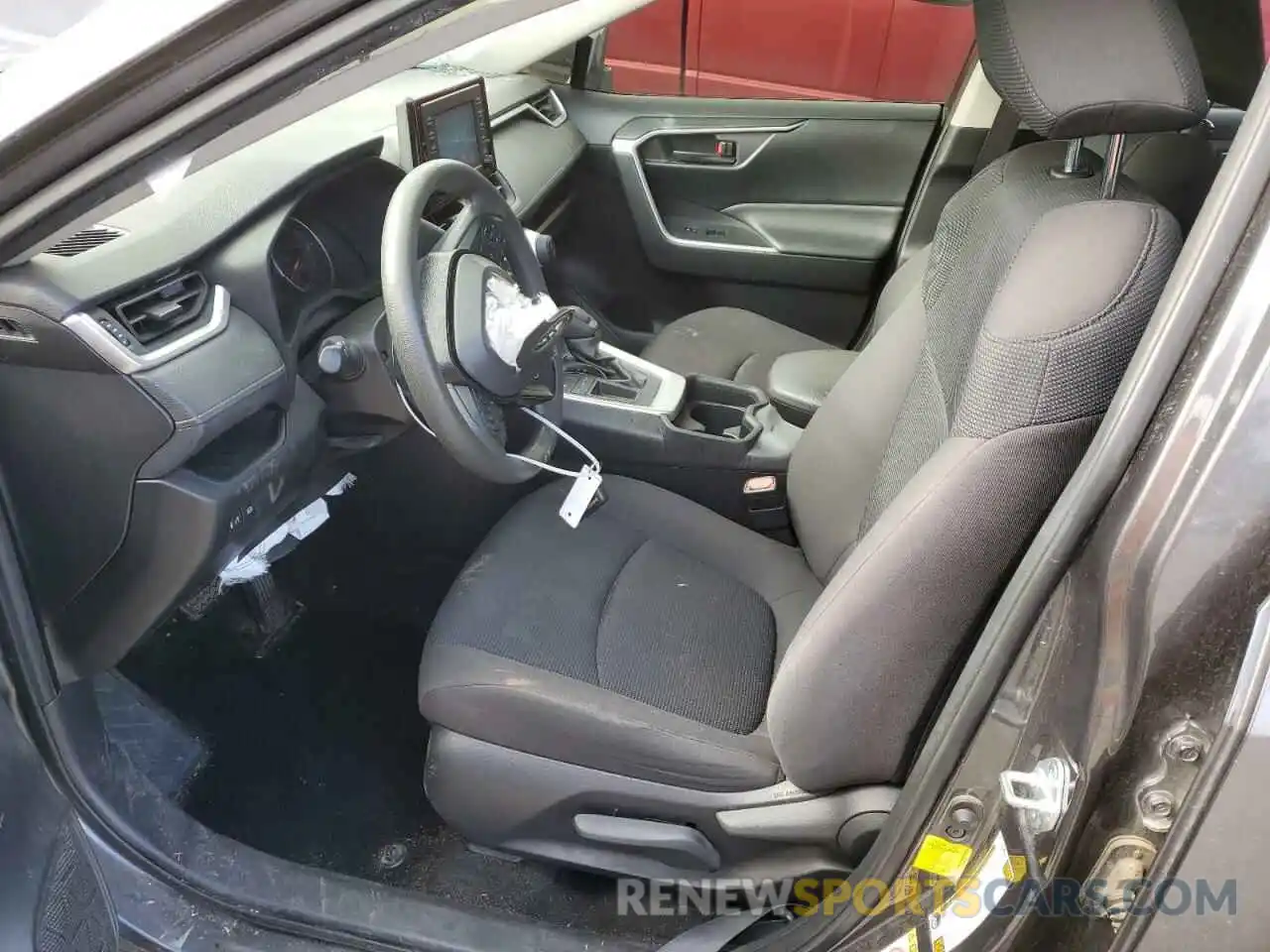 7 Photograph of a damaged car JTMH1RFVXKJ008644 TOYOTA RAV4 2019