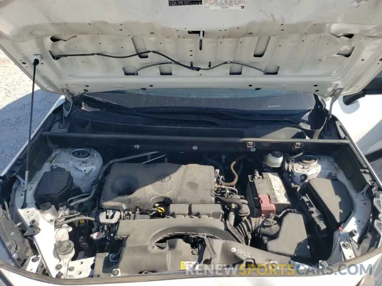 7 Photograph of a damaged car JTMH1RFVXKJ010202 TOYOTA RAV4 2019