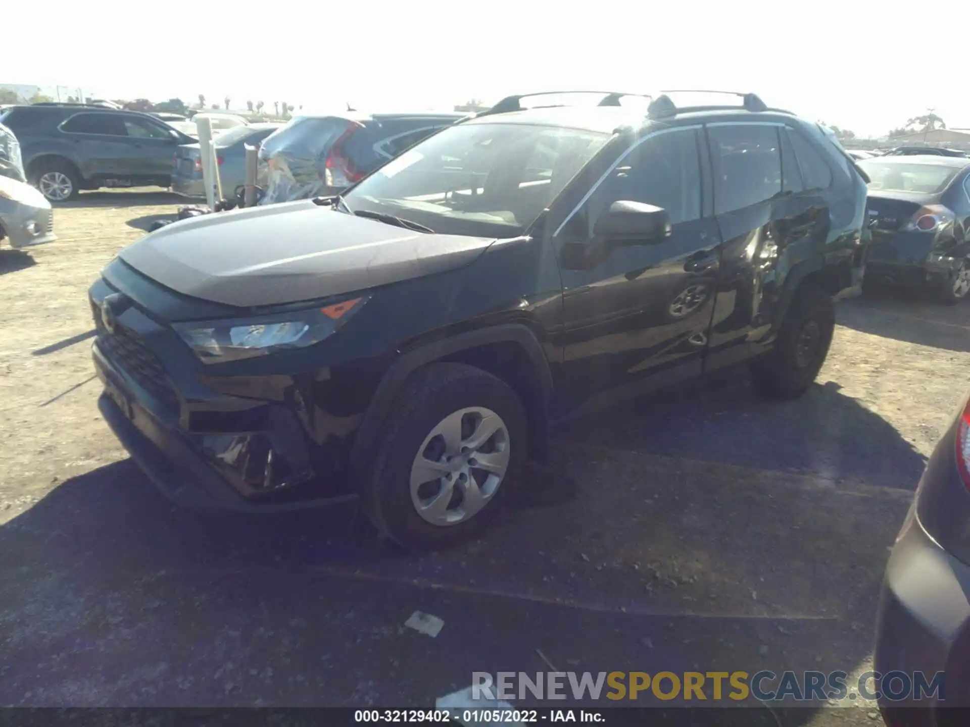 2 Photograph of a damaged car JTMH1RFVXKJ011348 TOYOTA RAV4 2019