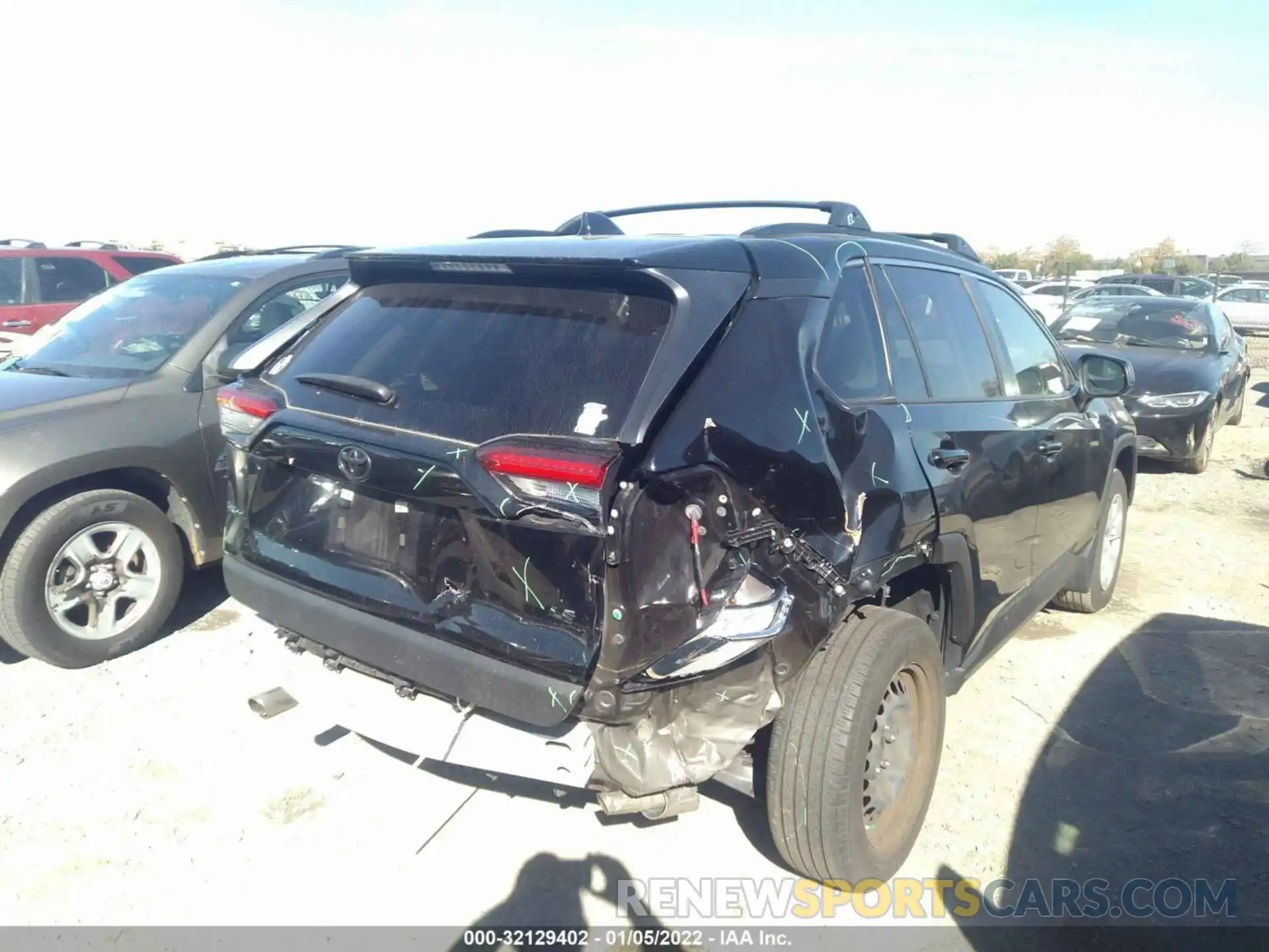 6 Photograph of a damaged car JTMH1RFVXKJ011348 TOYOTA RAV4 2019