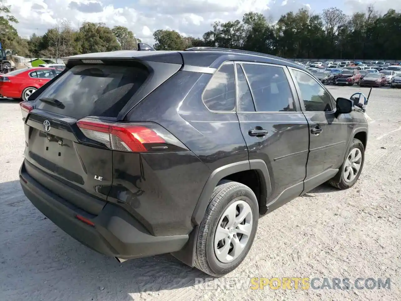 4 Photograph of a damaged car JTMK1RFV0KJ005046 TOYOTA RAV4 2019