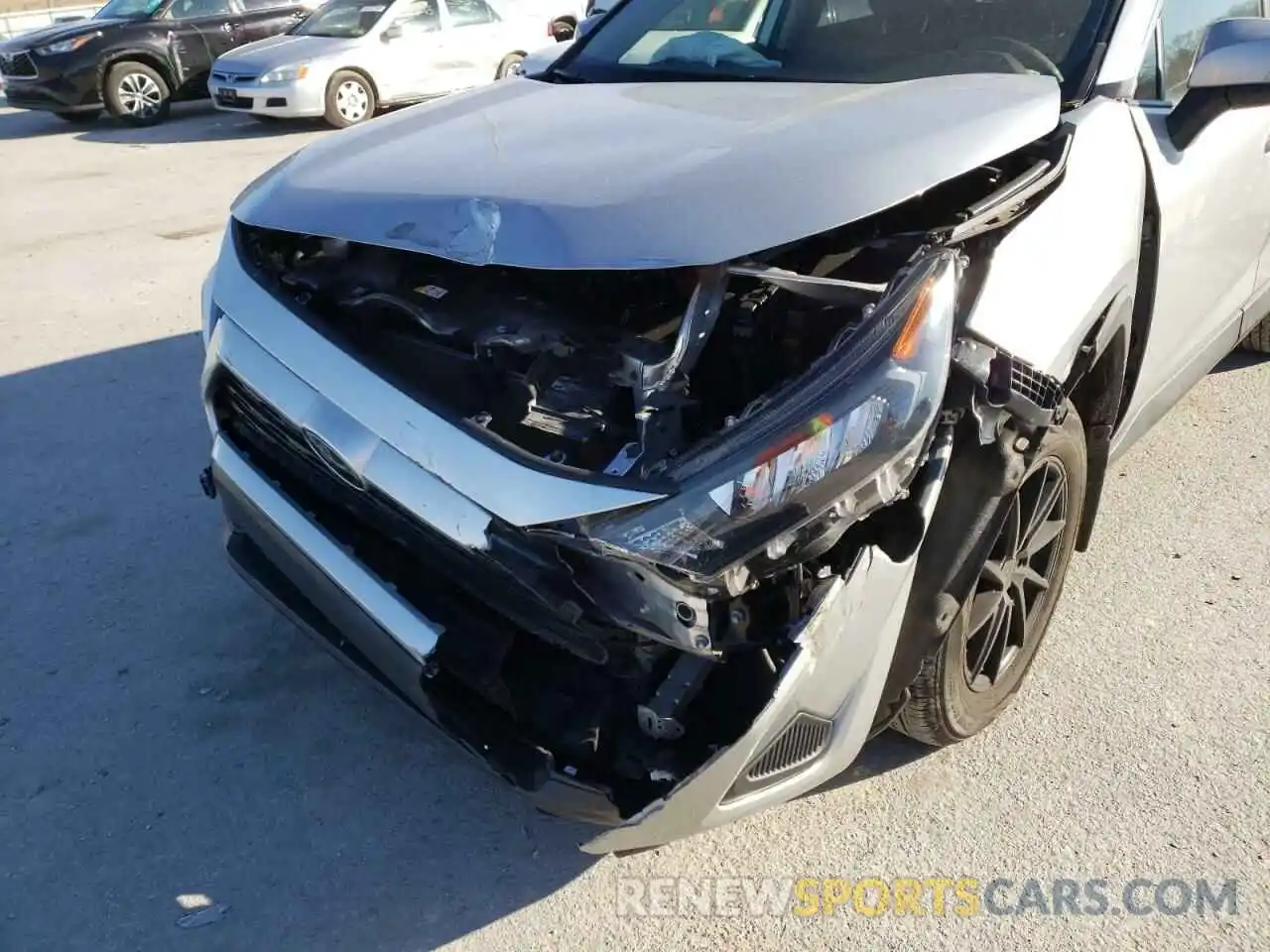 9 Photograph of a damaged car JTMK1RFV0KJ006469 TOYOTA RAV4 2019