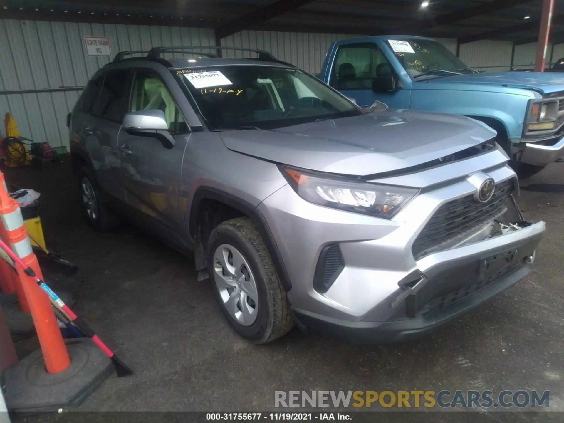 1 Photograph of a damaged car JTMK1RFV0KJ007413 TOYOTA RAV4 2019