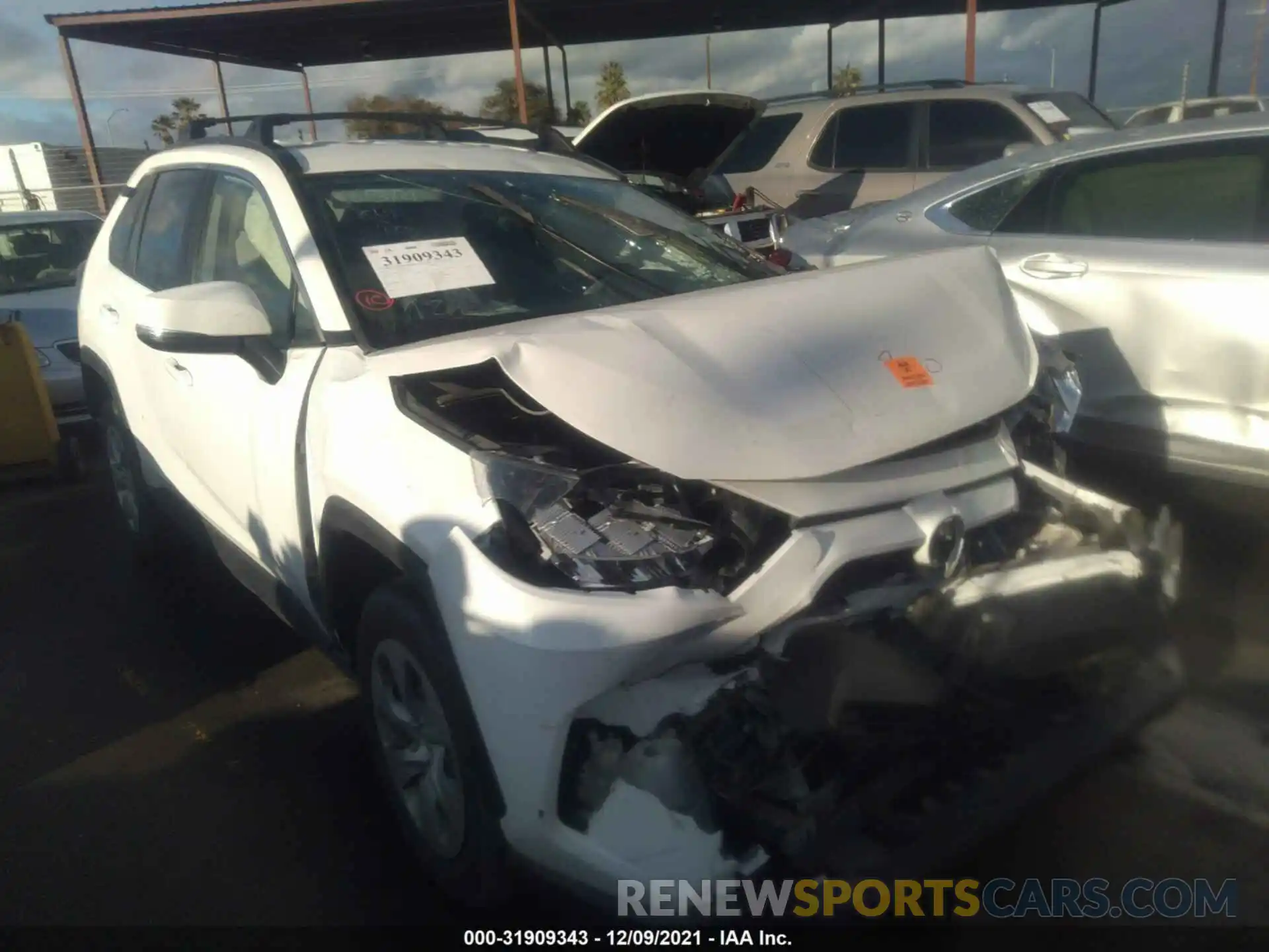 1 Photograph of a damaged car JTMK1RFV1KD009685 TOYOTA RAV4 2019