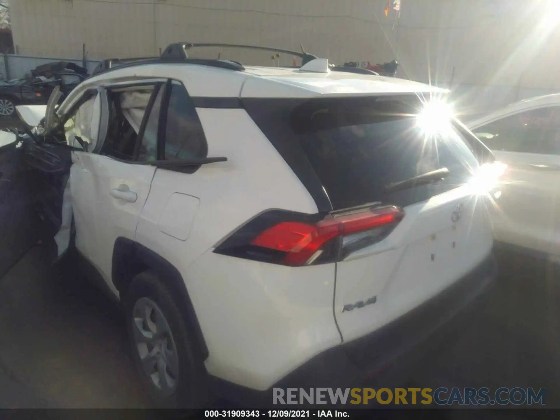 3 Photograph of a damaged car JTMK1RFV1KD009685 TOYOTA RAV4 2019