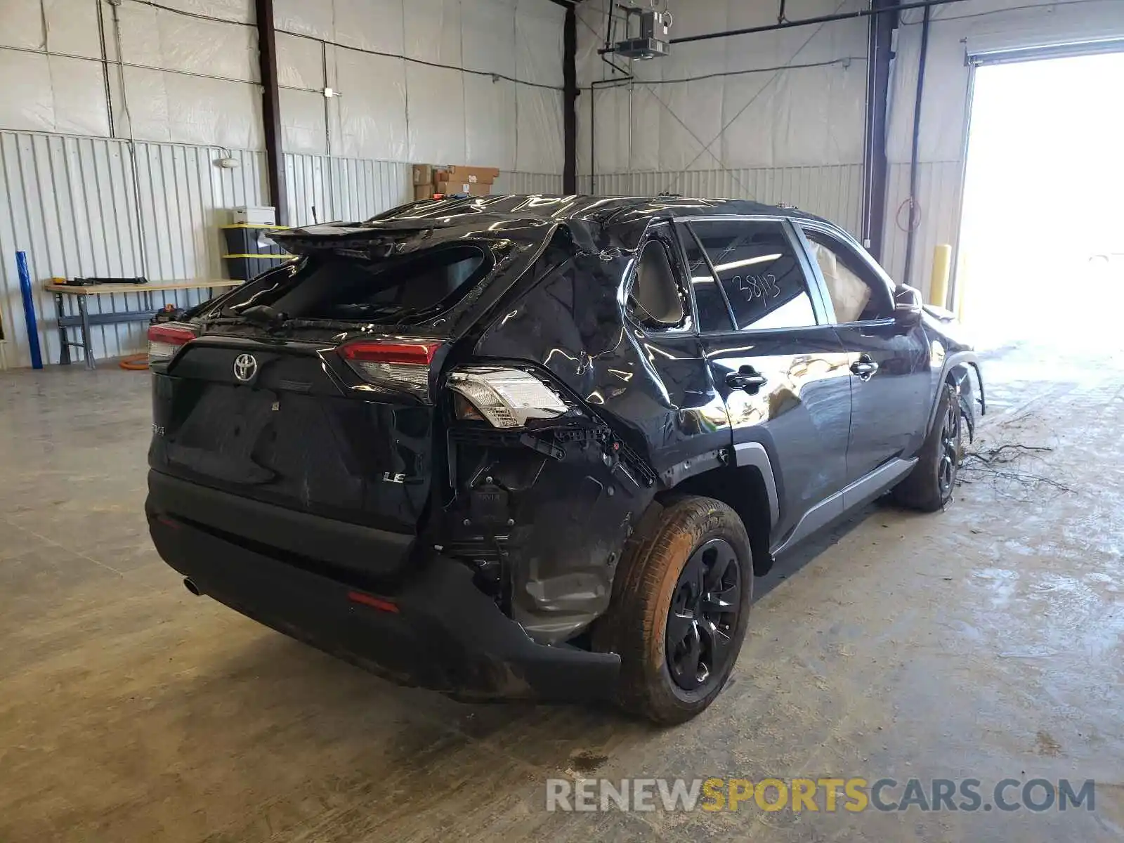 4 Photograph of a damaged car JTMK1RFV1KD041987 TOYOTA RAV4 2019