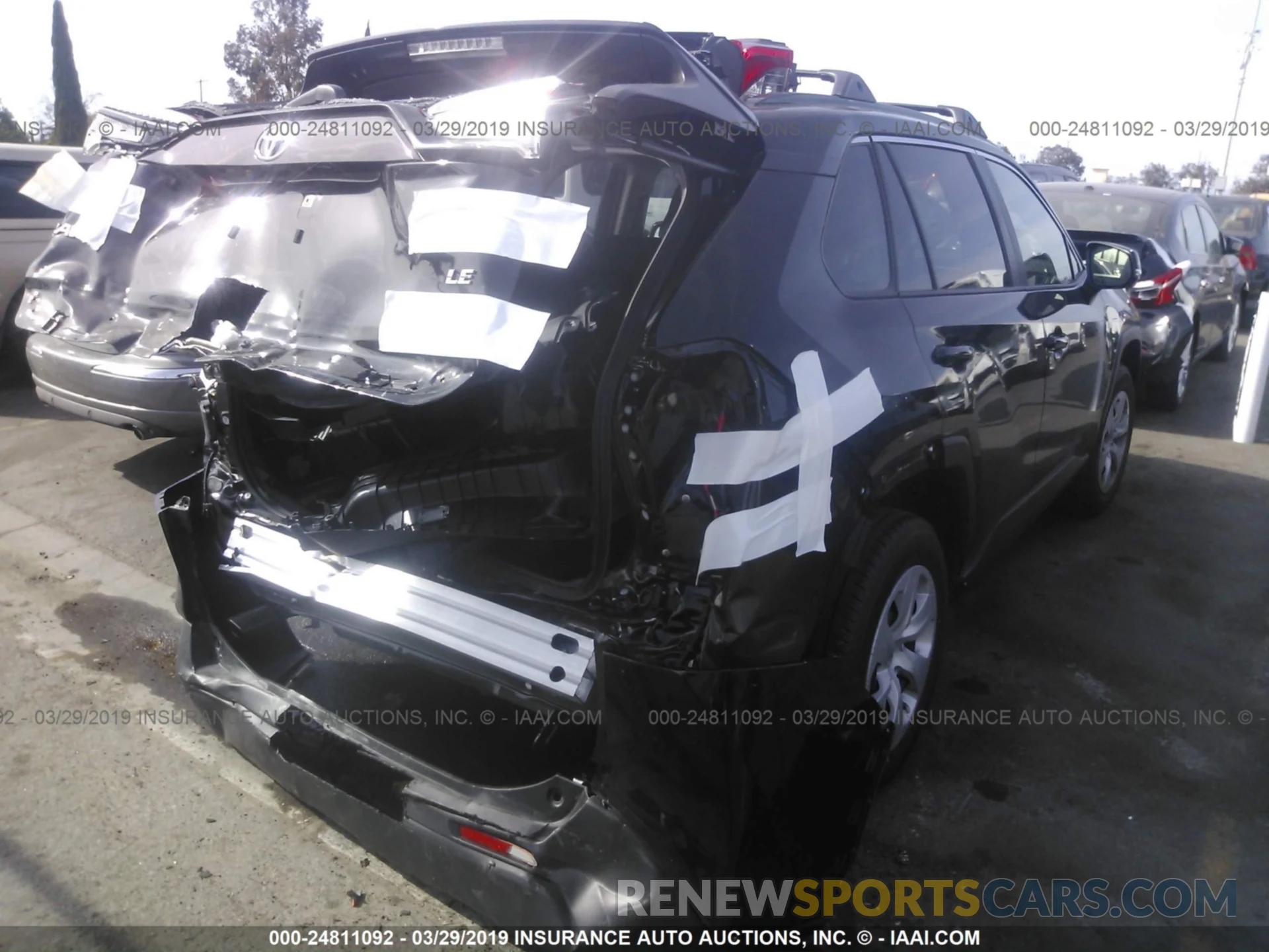 4 Photograph of a damaged car JTMK1RFV2KD004902 TOYOTA RAV4 2019