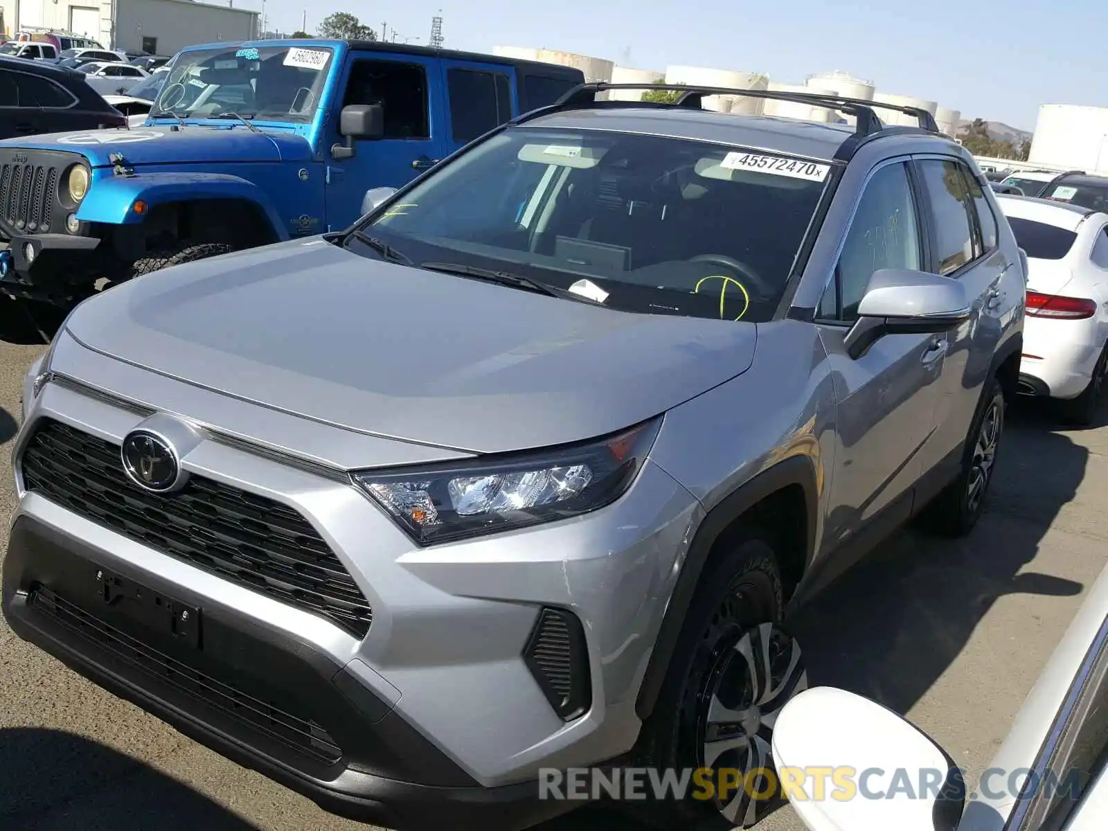 2 Photograph of a damaged car JTMK1RFV2KD017813 TOYOTA RAV4 2019