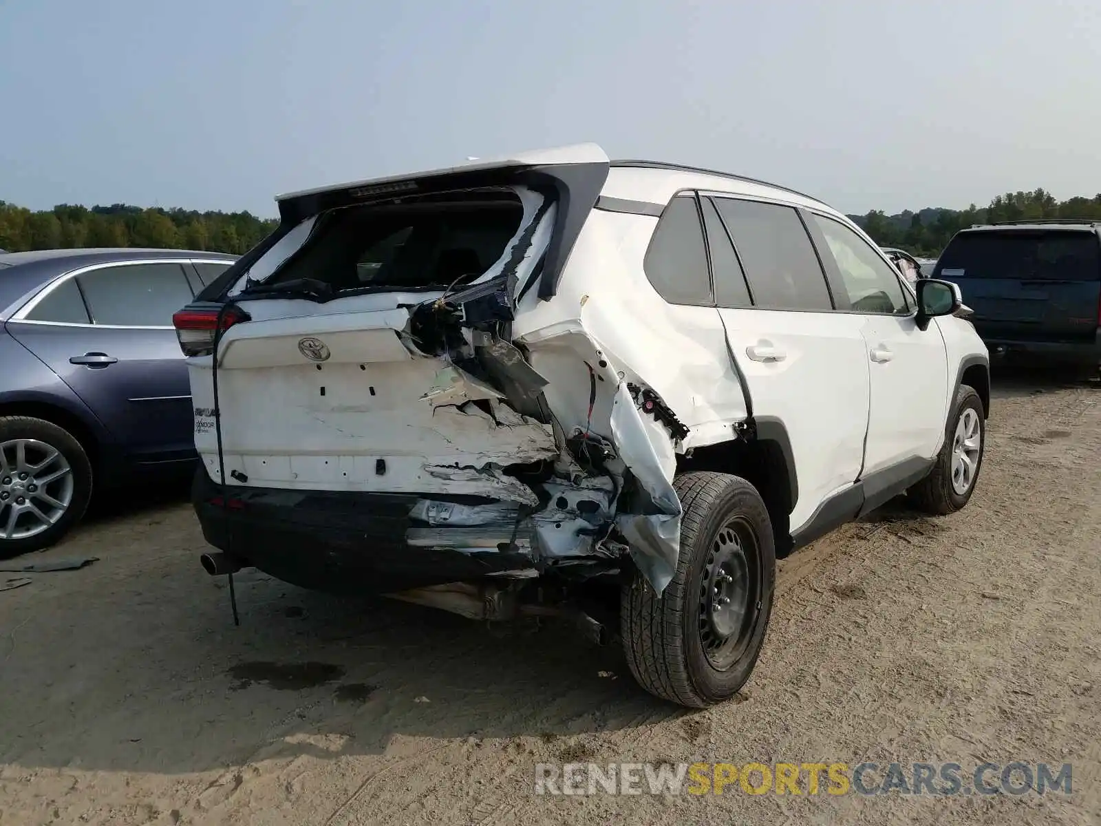 4 Фотография поврежденного автомобиля JTMK1RFV3KD012863 TOYOTA RAV4 2019