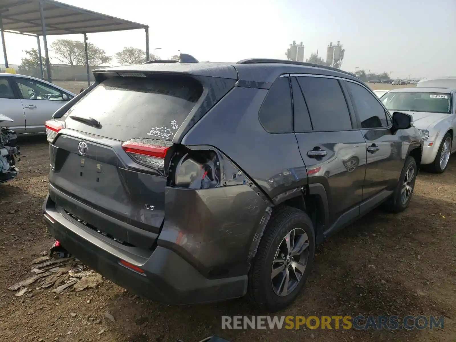 4 Photograph of a damaged car JTMK1RFV3KD038024 TOYOTA RAV4 2019