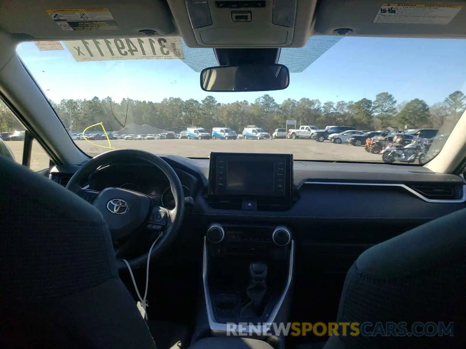 9 Photograph of a damaged car JTMK1RFV3KJ003548 TOYOTA RAV4 2019