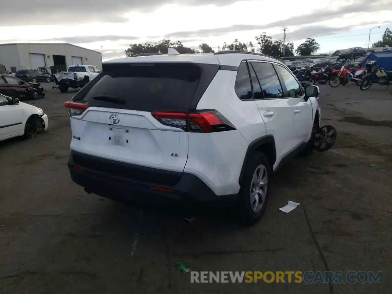 4 Photograph of a damaged car JTMK1RFV3KJ013142 TOYOTA RAV4 2019