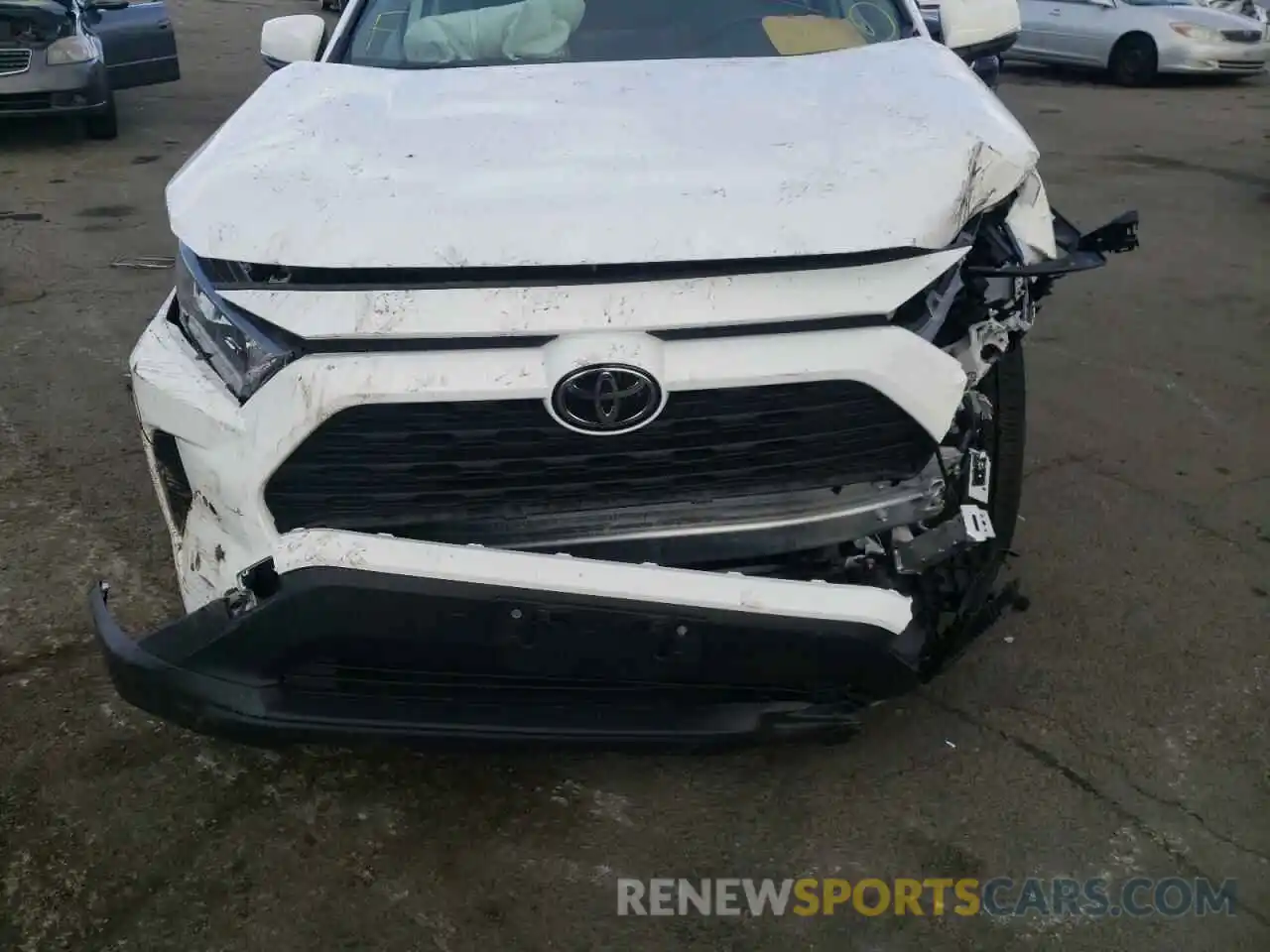 9 Photograph of a damaged car JTMK1RFV3KJ013142 TOYOTA RAV4 2019