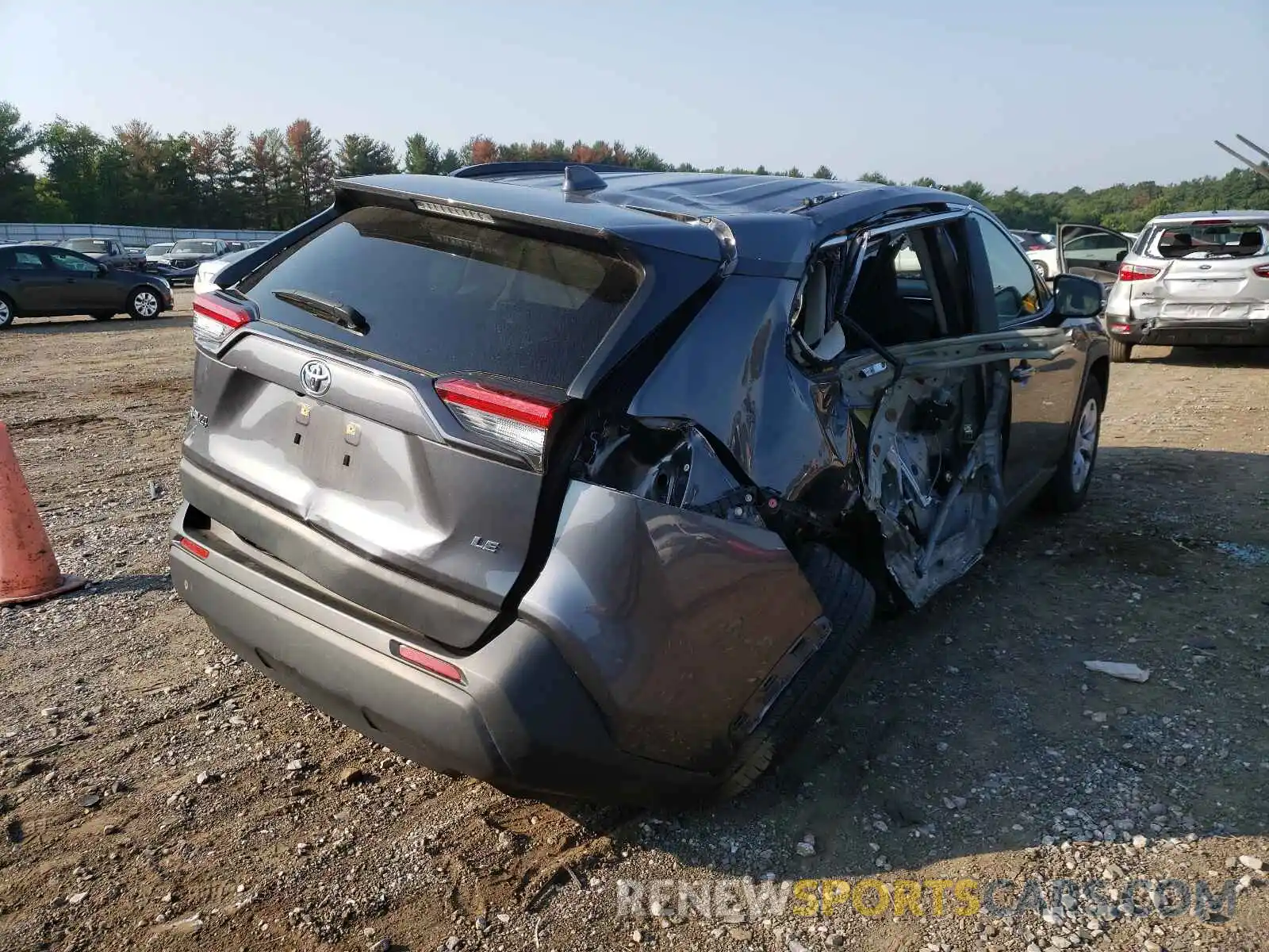 4 Photograph of a damaged car JTMK1RFV4KD018252 TOYOTA RAV4 2019