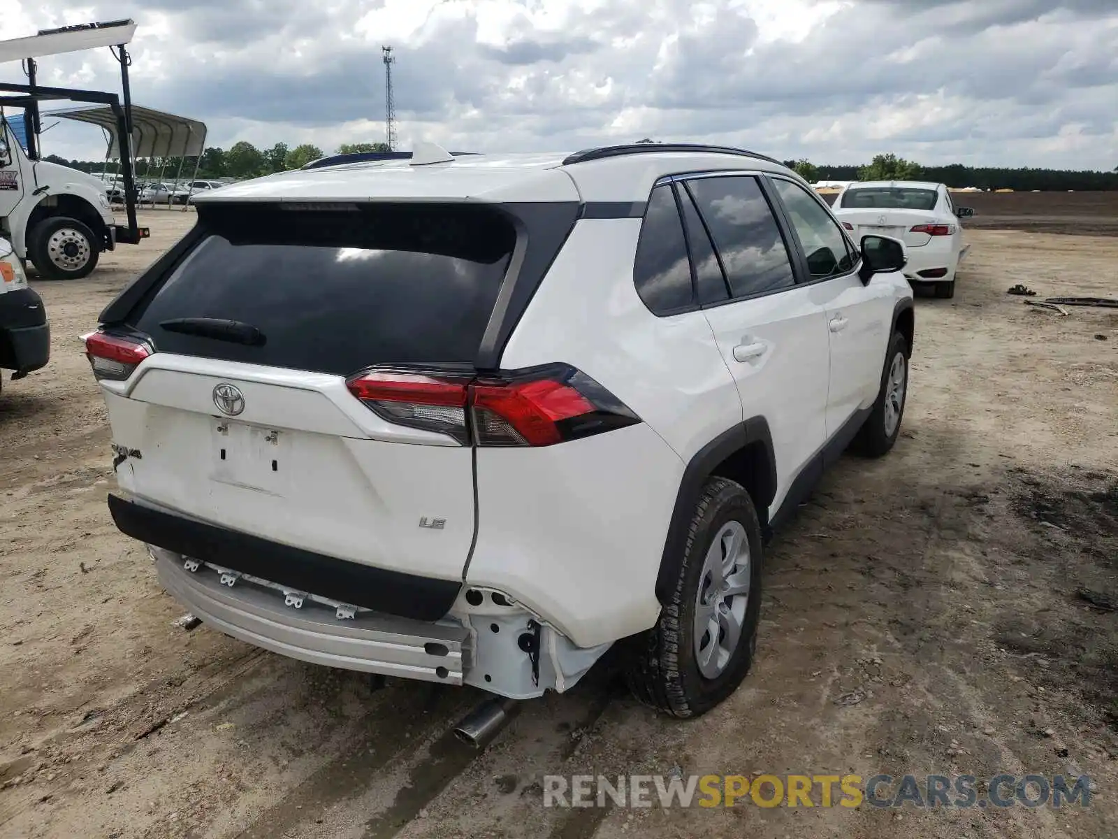 4 Photograph of a damaged car JTMK1RFV4KD502194 TOYOTA RAV4 2019