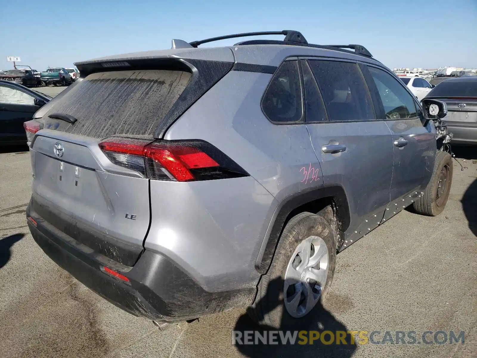 4 Photograph of a damaged car JTMK1RFV4KD504009 TOYOTA RAV4 2019