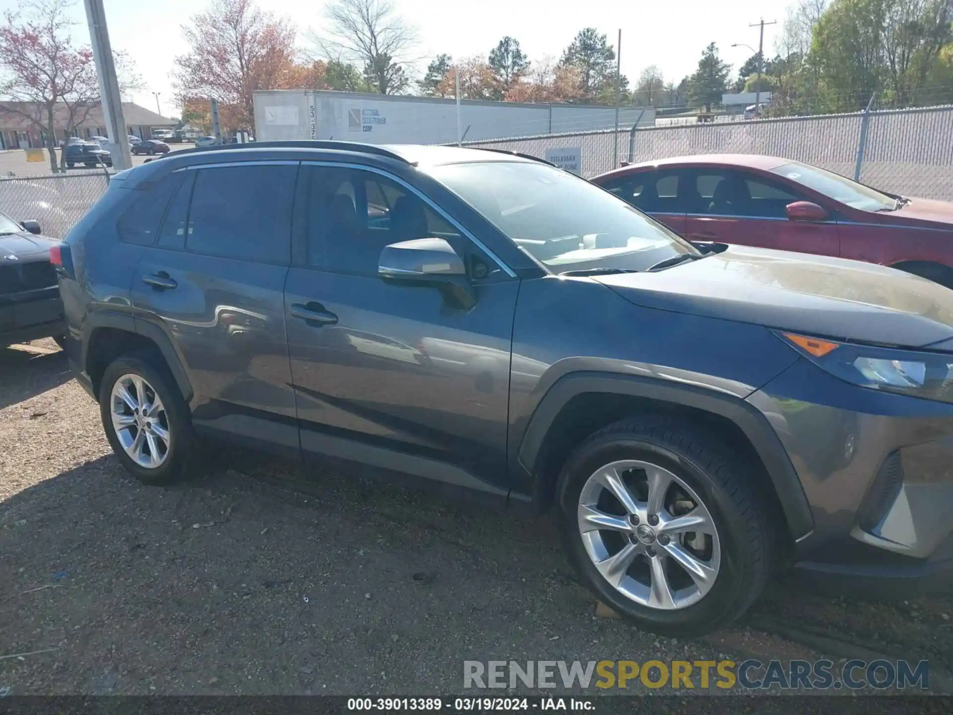 12 Photograph of a damaged car JTMK1RFV4KJ016633 TOYOTA RAV4 2019