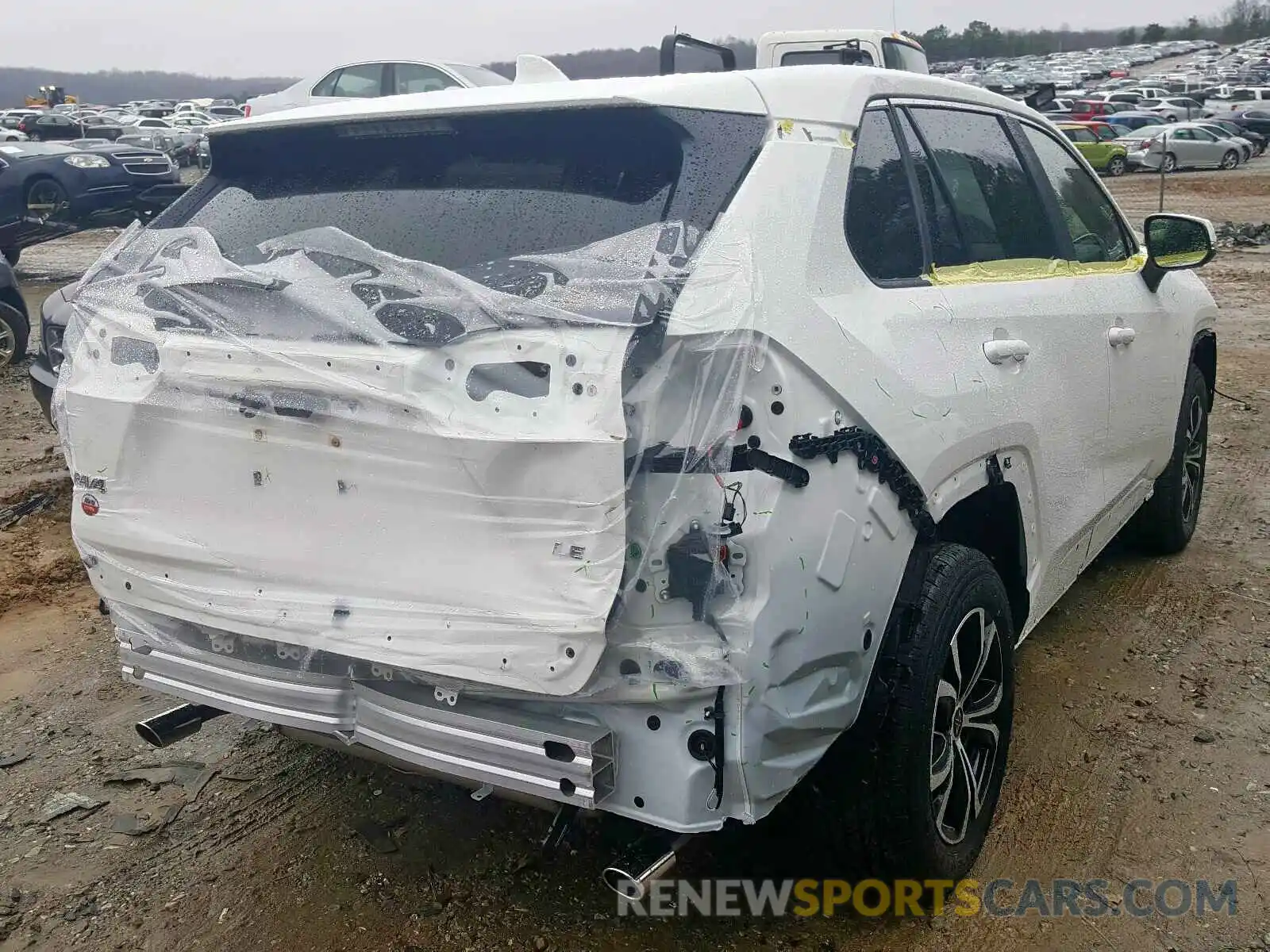 4 Photograph of a damaged car JTMK1RFV5KD041135 TOYOTA RAV4 2019