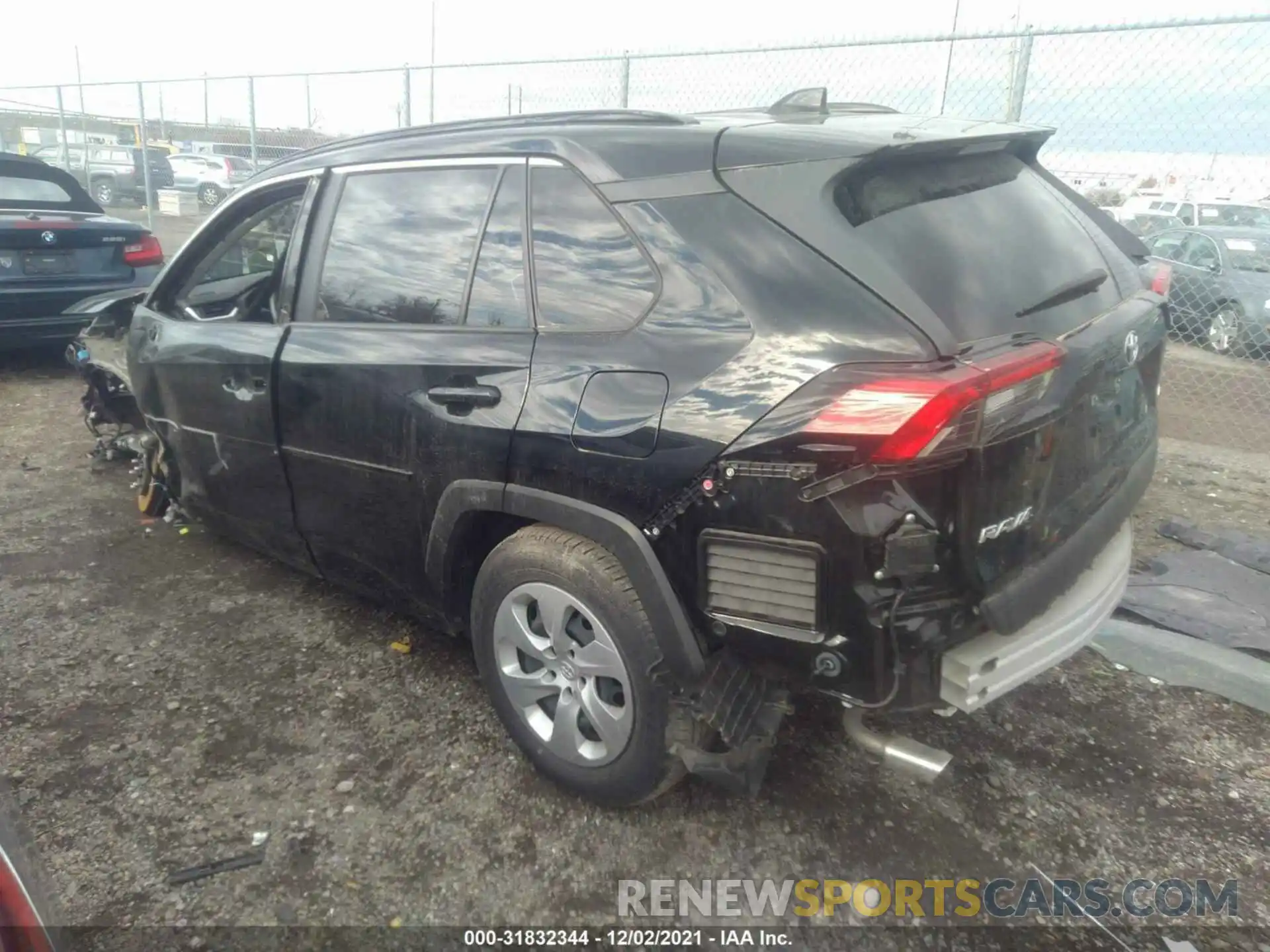 3 Фотография поврежденного автомобиля JTMK1RFV5KD503192 TOYOTA RAV4 2019