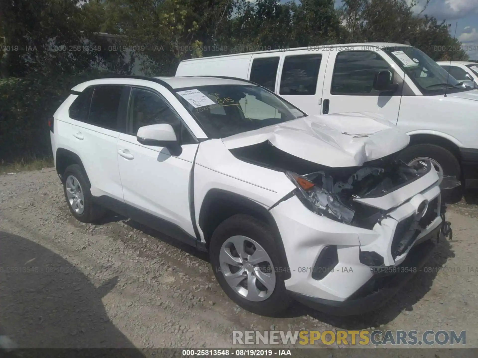 1 Photograph of a damaged car JTMK1RFV5KJ006452 TOYOTA RAV4 2019