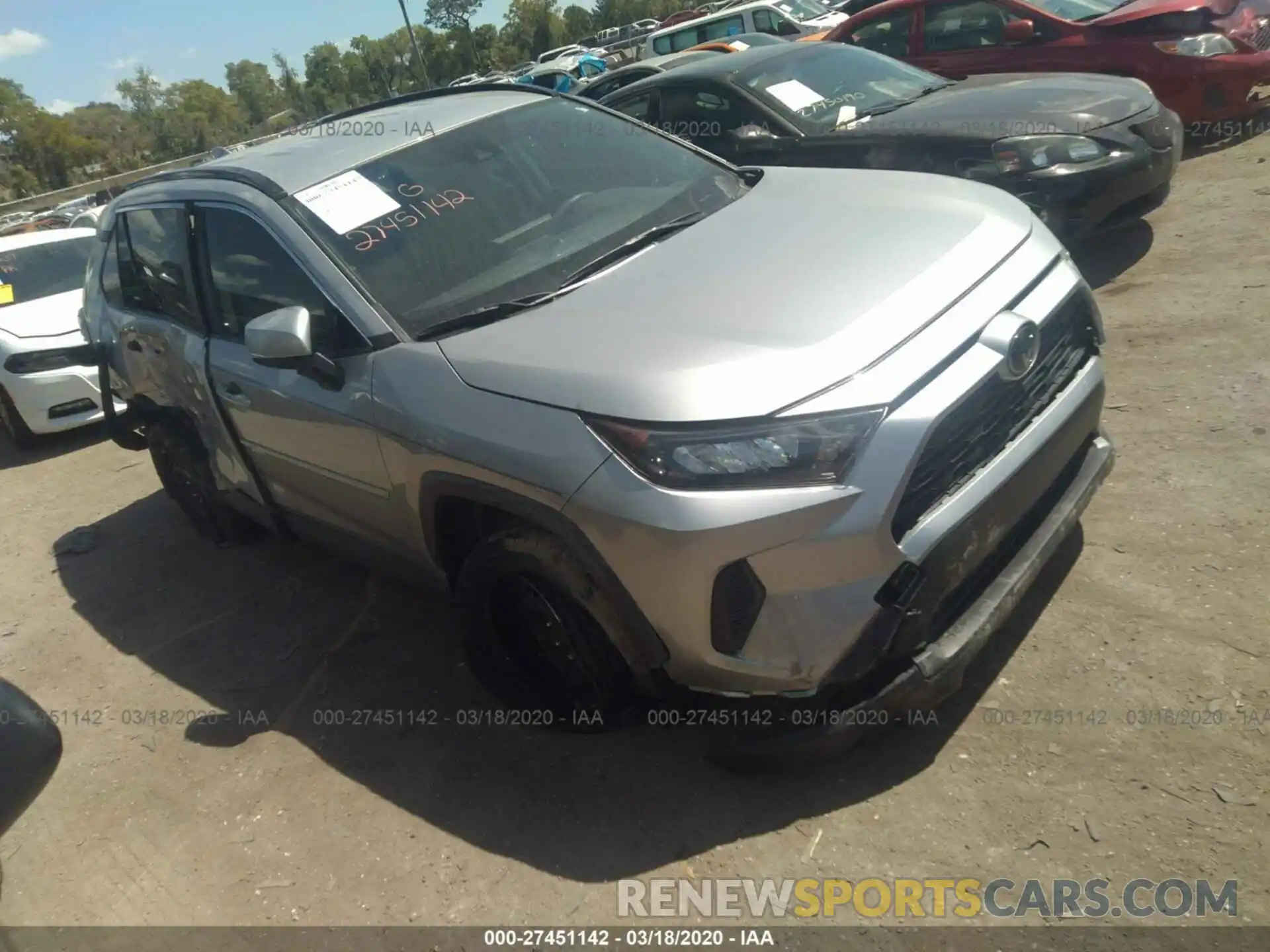 1 Photograph of a damaged car JTMK1RFV5KJ009190 TOYOTA RAV4 2019