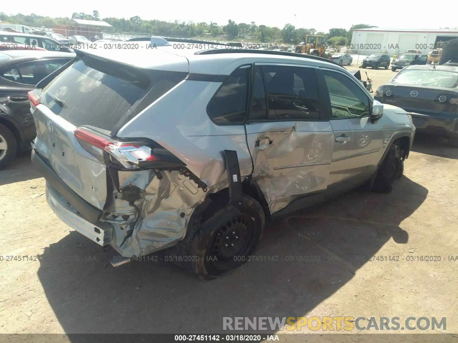 4 Photograph of a damaged car JTMK1RFV5KJ009190 TOYOTA RAV4 2019