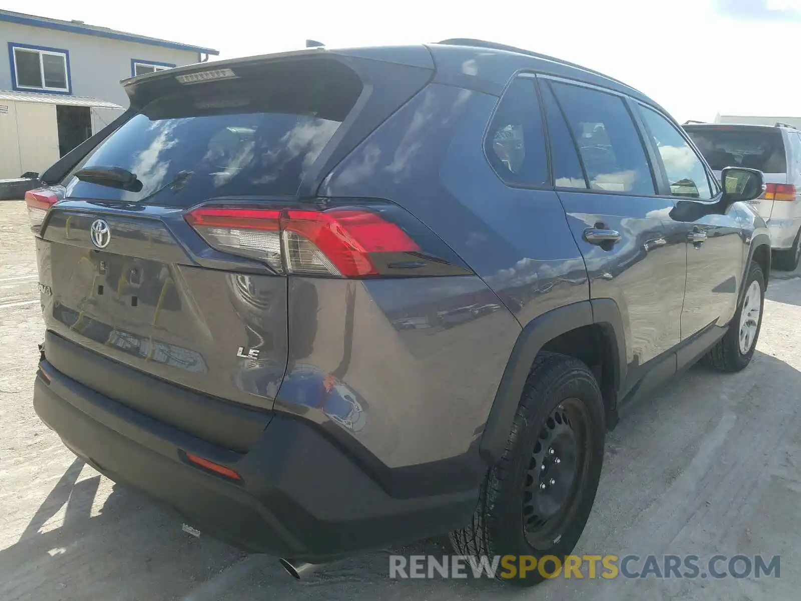 4 Photograph of a damaged car JTMK1RFV5KJ013403 TOYOTA RAV4 2019