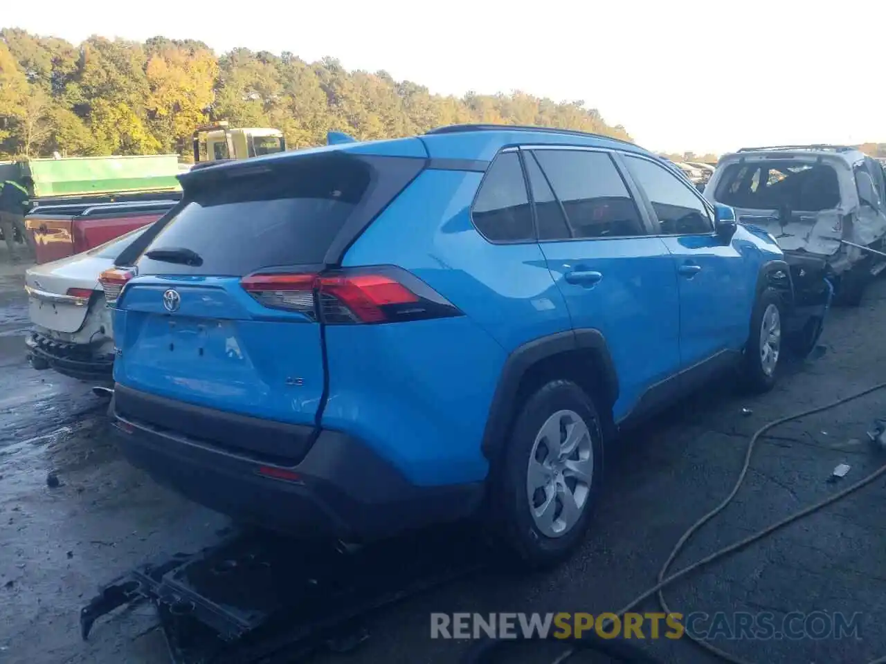 4 Photograph of a damaged car JTMK1RFV6KD040737 TOYOTA RAV4 2019