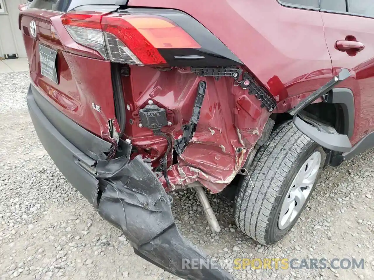 9 Photograph of a damaged car JTMK1RFV6KD506098 TOYOTA RAV4 2019