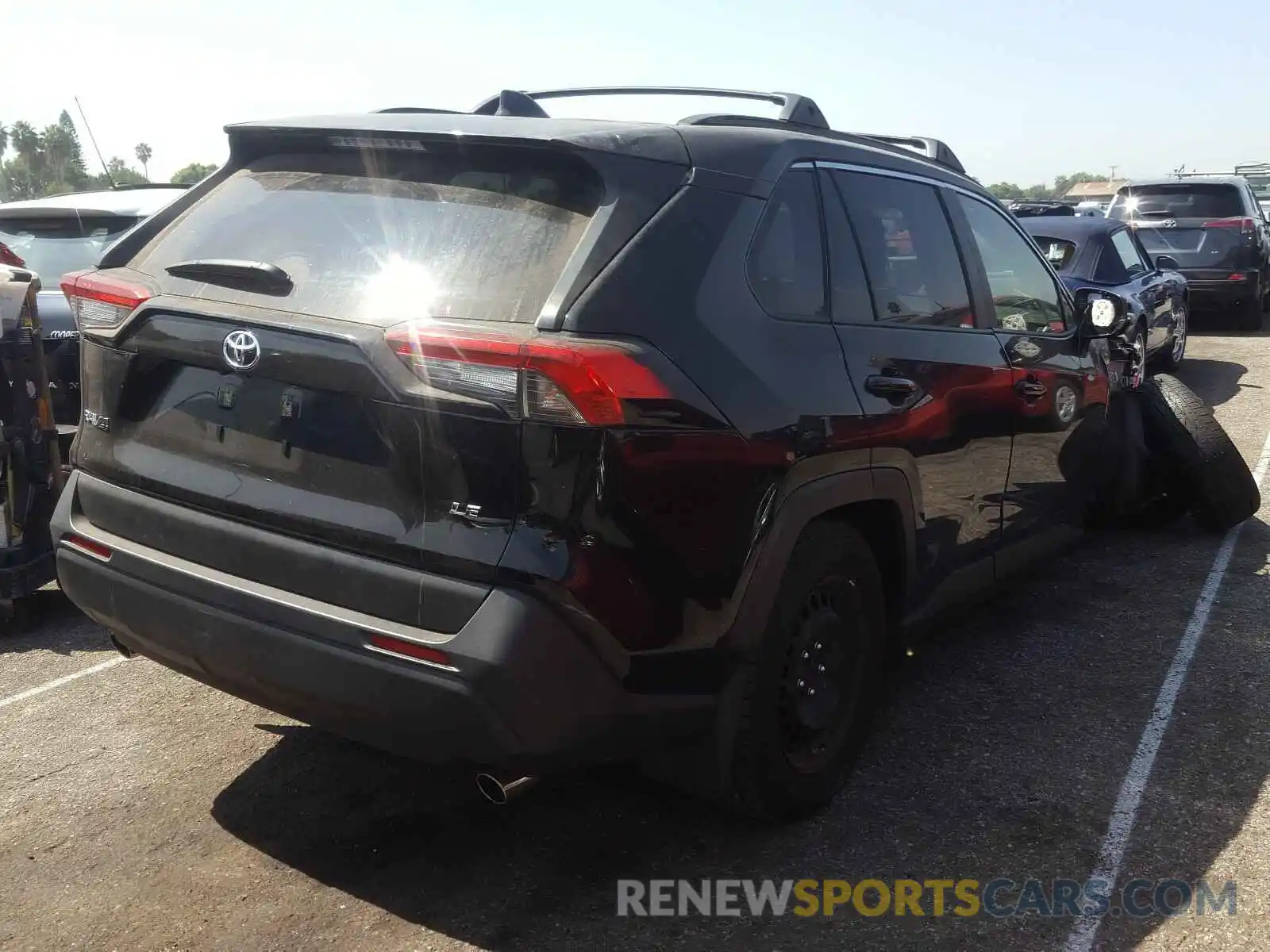 4 Photograph of a damaged car JTMK1RFV6KJ006315 TOYOTA RAV4 2019